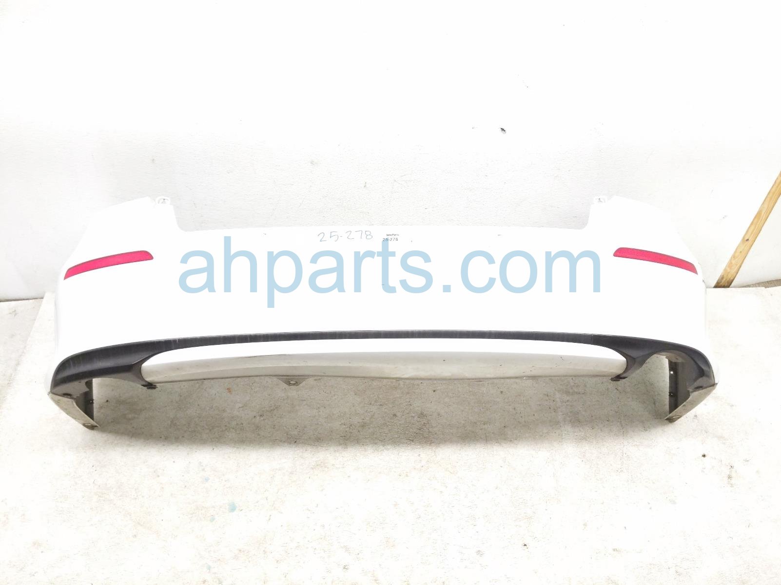 $575 Honda REAR BUMPER COVER - WHITE $575 Honda REAR BUMPER COVER - WHITE