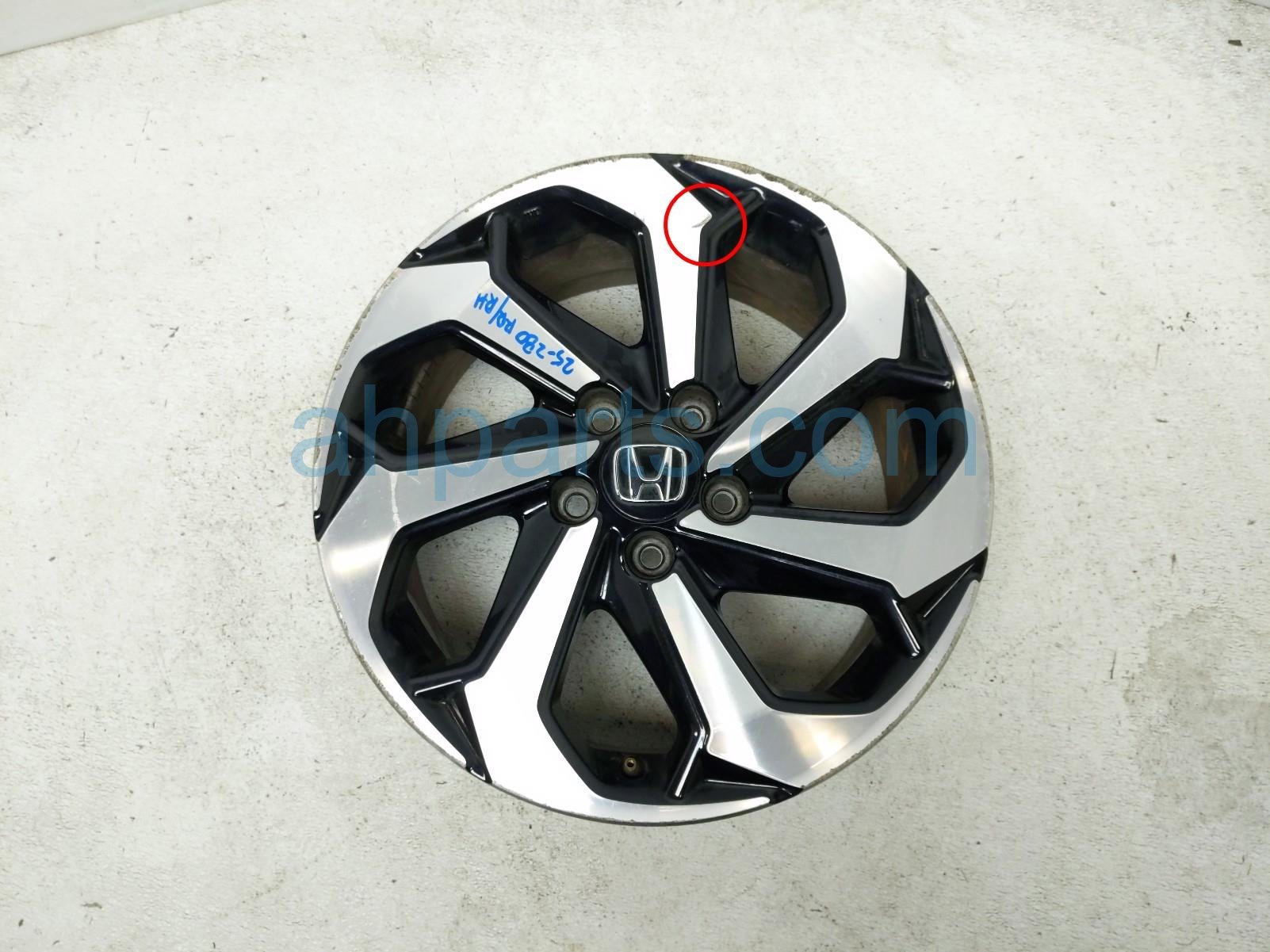 Honda RR/RH WHEEL / RIM - CURB RASH Honda RR/RH WHEEL / RIM - CURB RASH