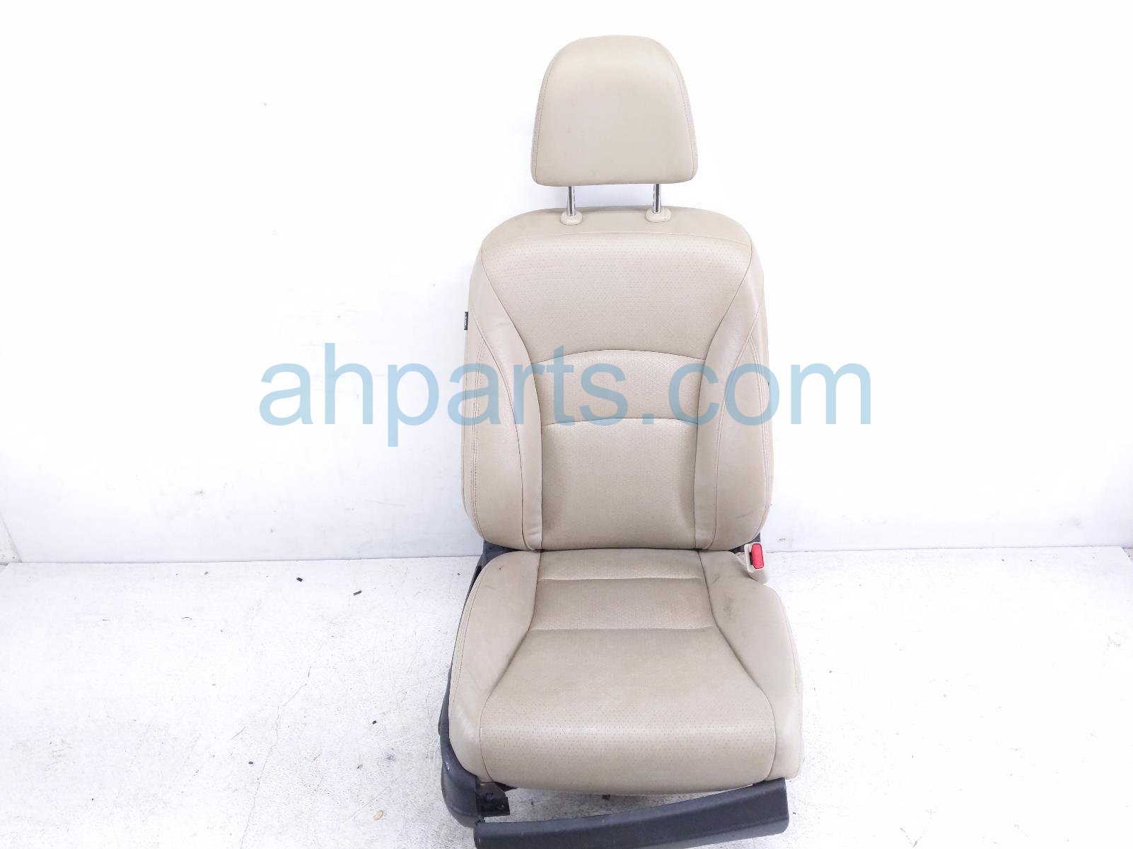 Honda FR/RH SEAT - TAN - W/O AIRBAG* Honda FR/RH SEAT - TAN - W/O AIRBAG*