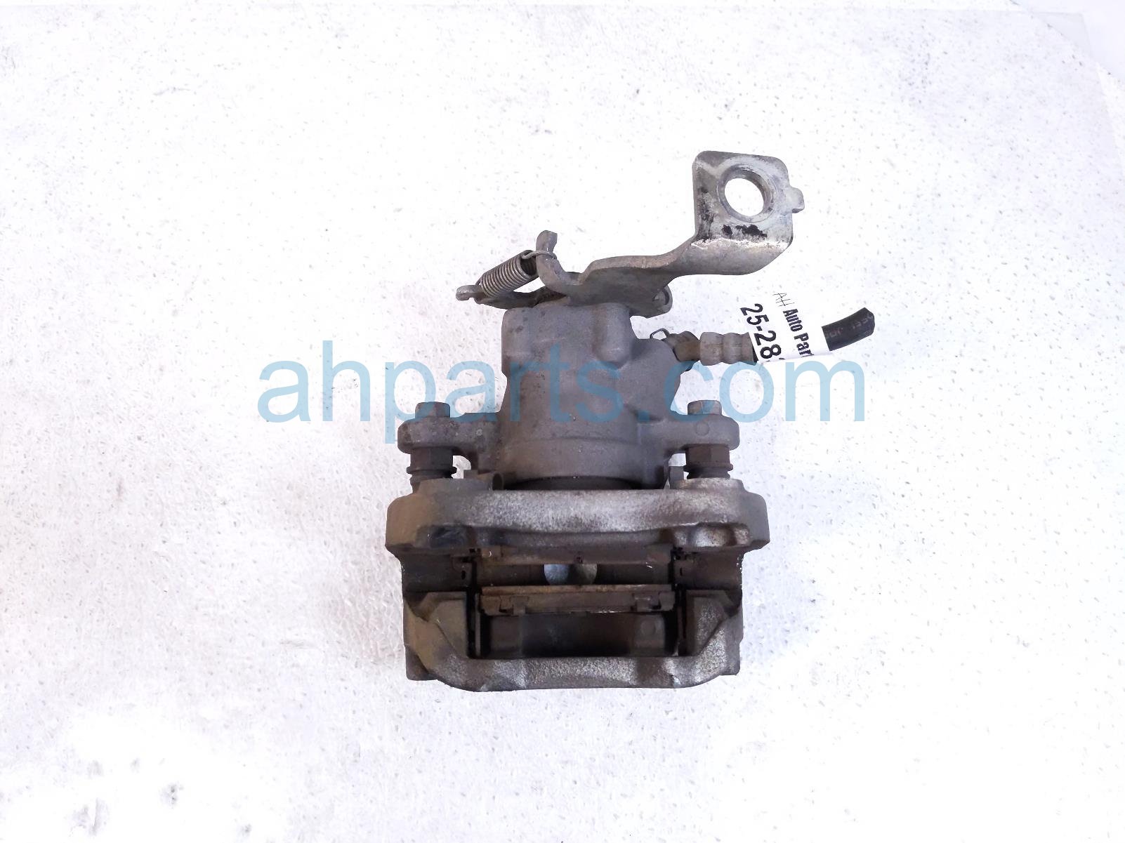 Scion RR/LH BRAKE CALIPER Scion RR/LH BRAKE CALIPER