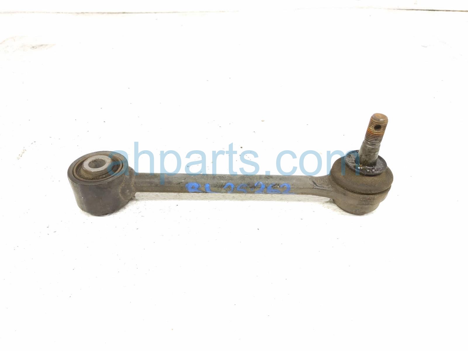 $15 Kia RR/LH LATERAL CONTROL ARM $15 Kia RR/LH LATERAL CONTROL ARM