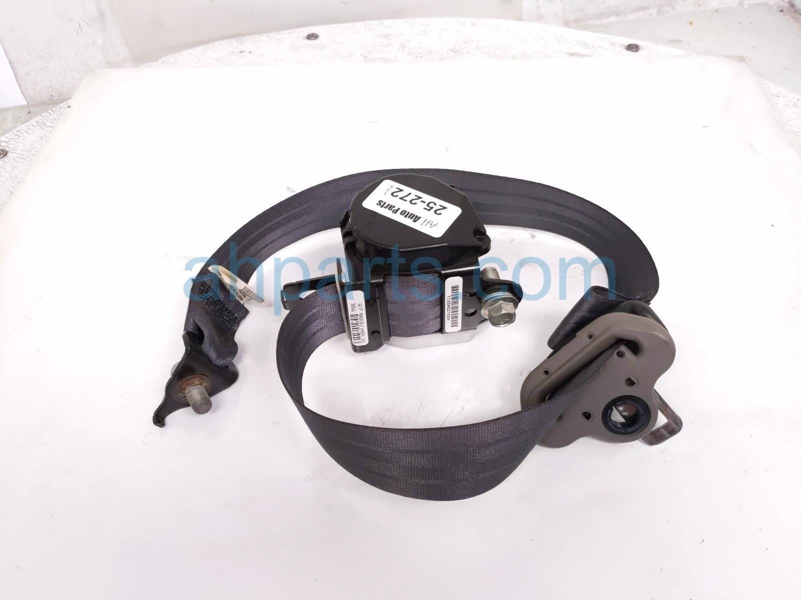 $50 Honda 2ND ROW LH SEAT BELT ASSY - BLACK $50 Honda 2ND ROW LH SEAT BELT ASSY - BLACK