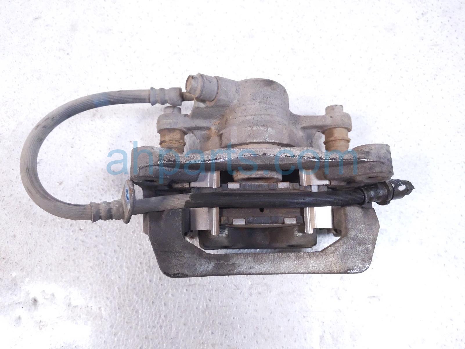 Subaru CORE CORE RR/RH BRAKE CALIPER Subaru CORE CORE RR/RH BRAKE CALIPER