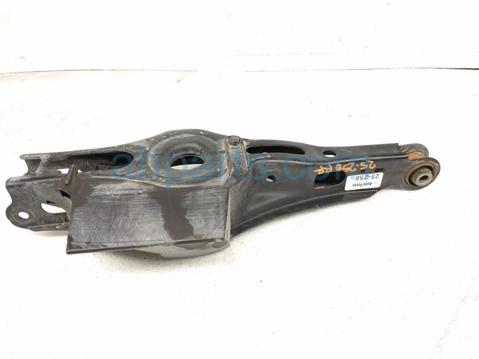 $100 Toyota RR/RH SPRING SEAT LOWER CONTROL ARM
