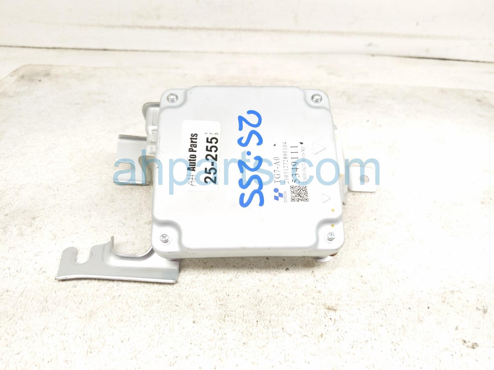 $40 Honda VOLTAGE STABILIZER UNIT