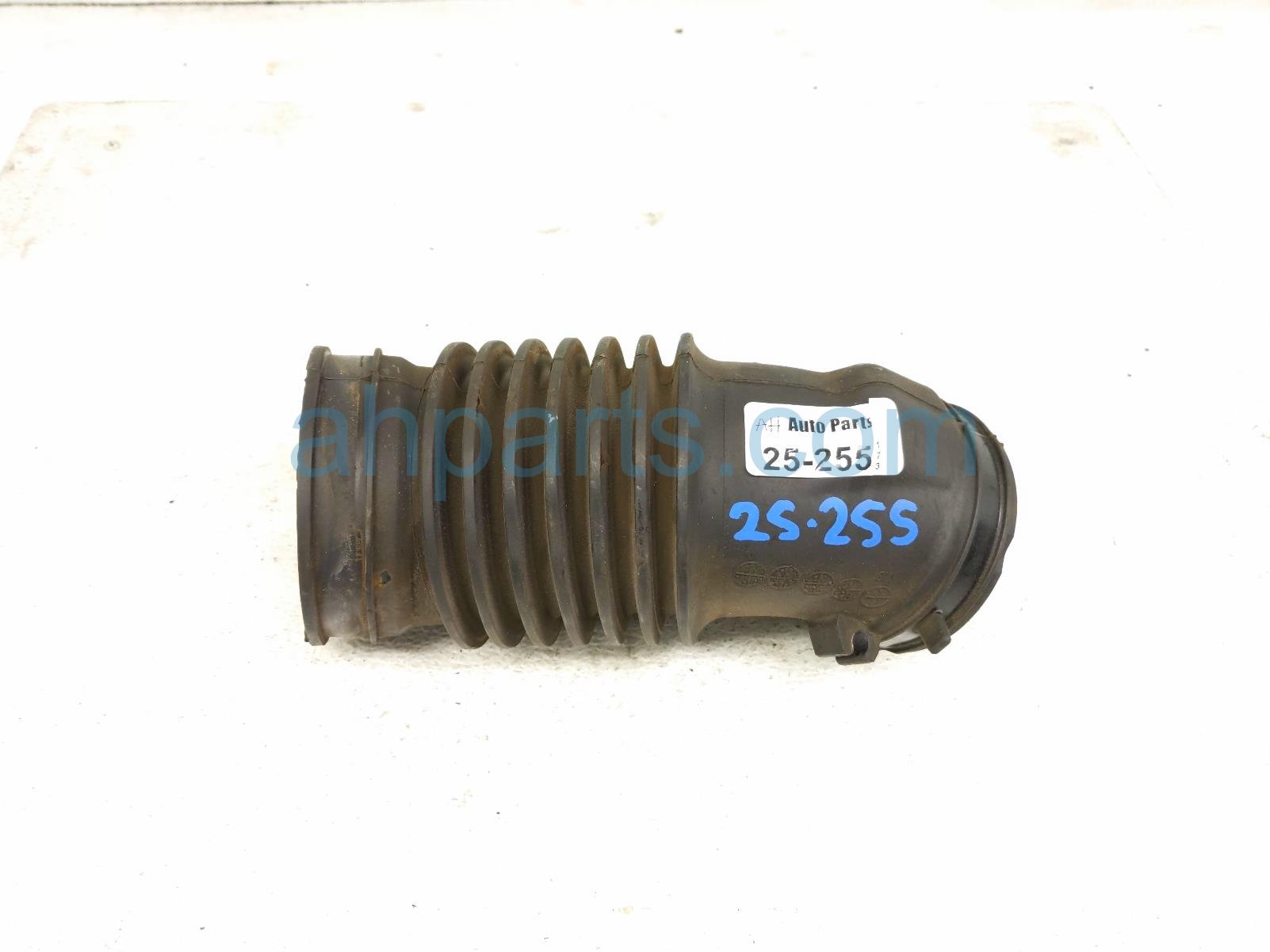 $25 Honda AIR CLEANER AIR FLOW TUBE $25 Honda AIR CLEANER AIR FLOW TUBE