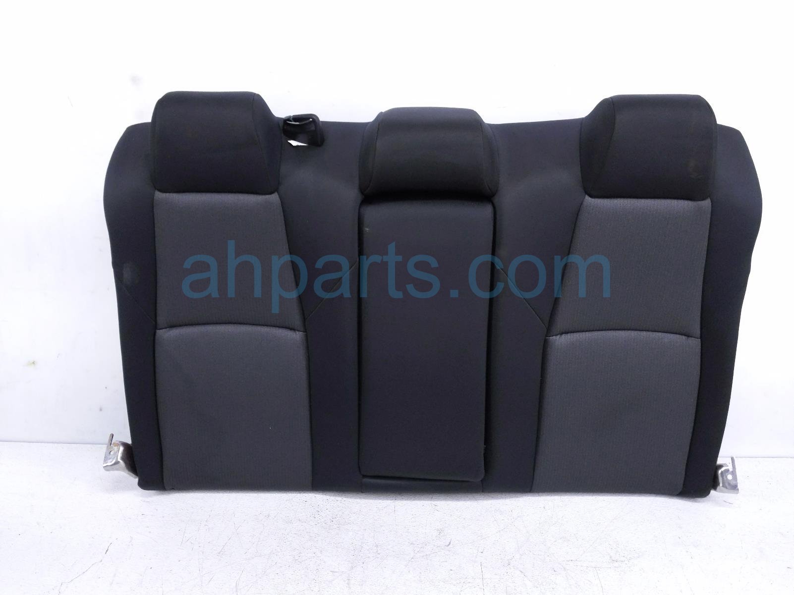 Honda REAR UPPER SEAT CUSHION - BLK Honda REAR UPPER SEAT CUSHION - BLK