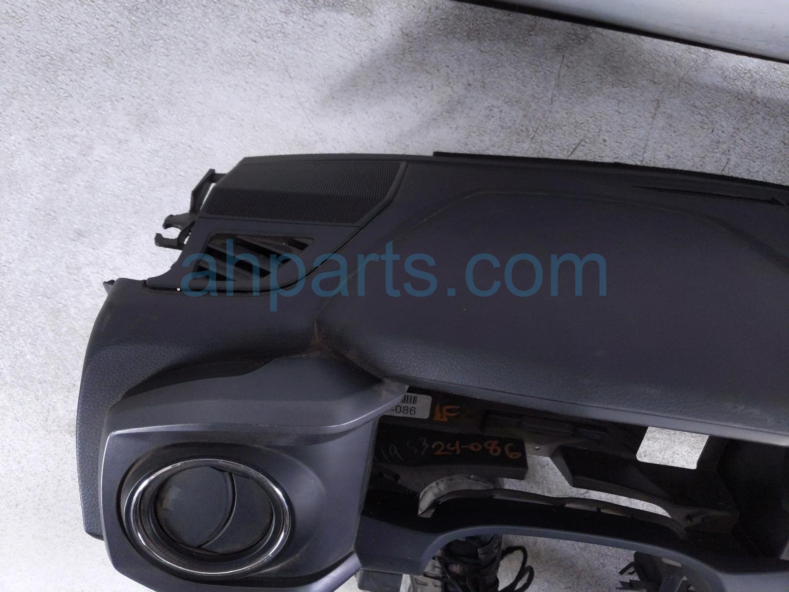 $345 Toyota DASHBOARD W/ AIRBAG *