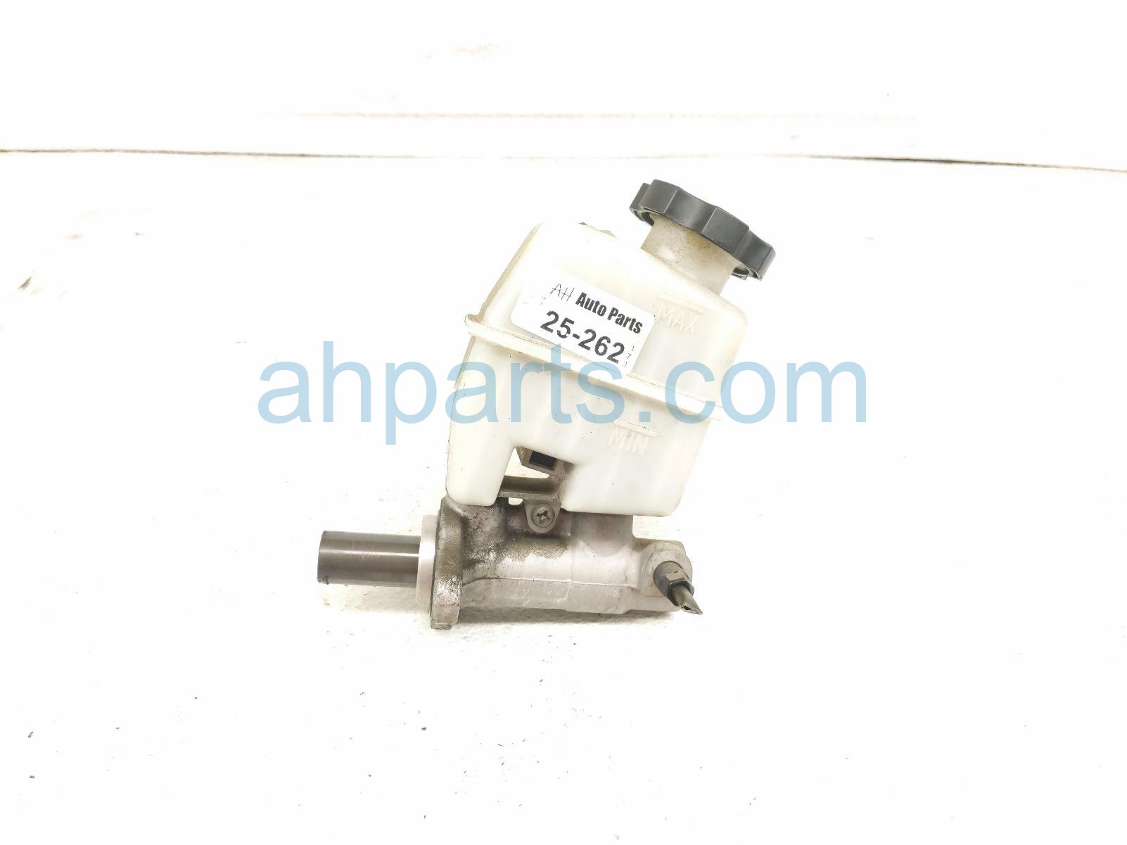 $45 Kia BRAKE MASTER RESERVOIR ONLY $45 Kia BRAKE MASTER RESERVOIR ONLY