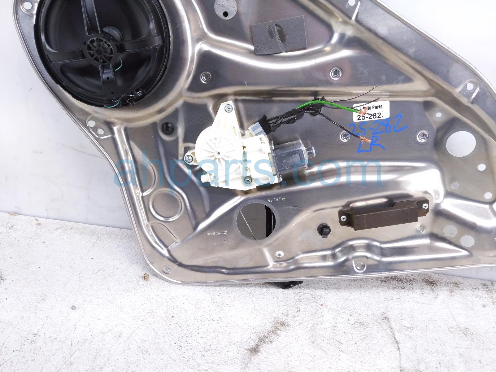 Mercedes RR/LH WINDOW REGULATOR & MOTOR Mercedes RR/LH WINDOW REGULATOR & MOTOR