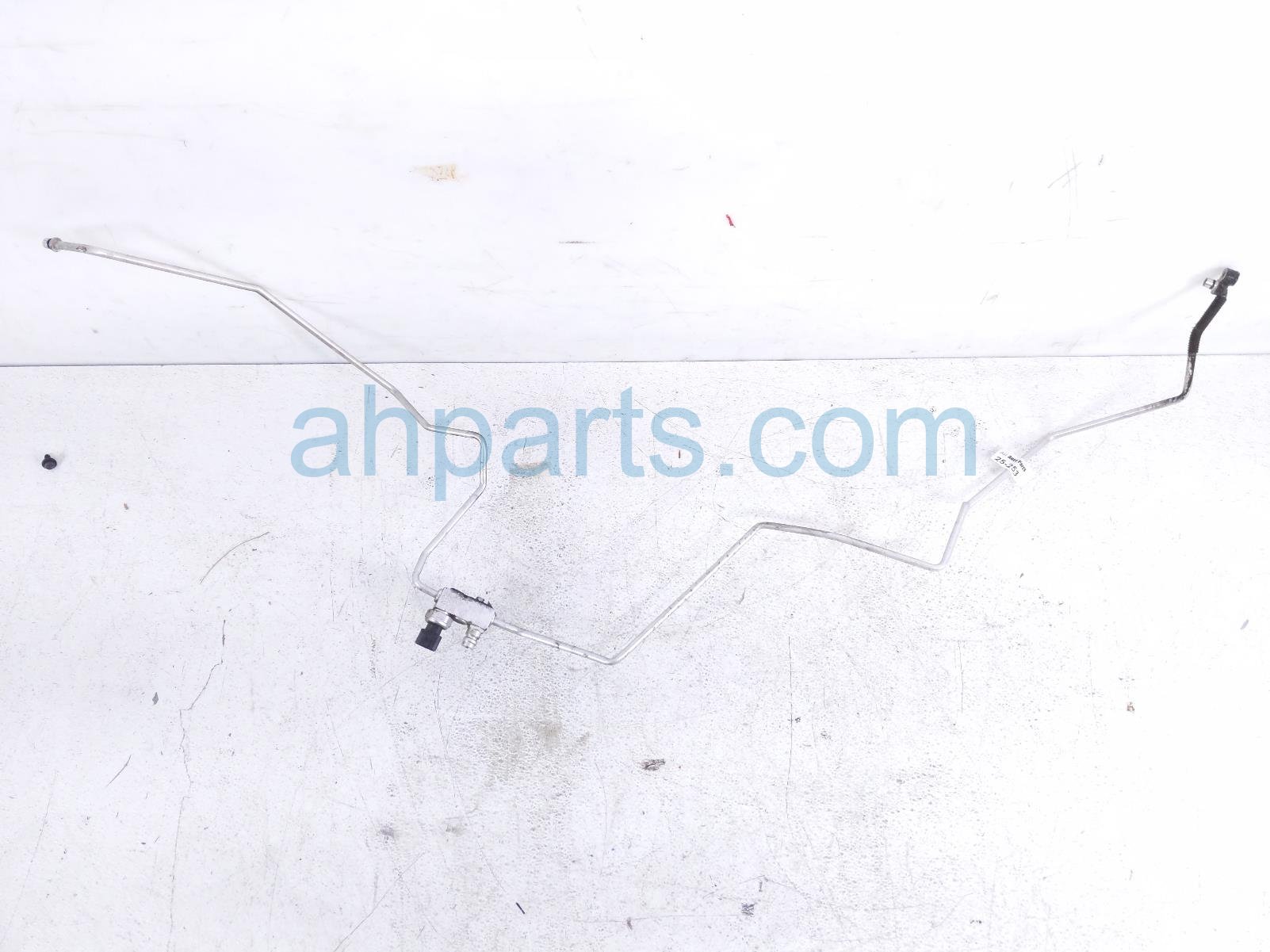 $99 Toyota AC REFRIGERANT LINE W/PRESSURE SENS $99 Toyota AC REFRIGERANT LINE W/PRESSURE SENS