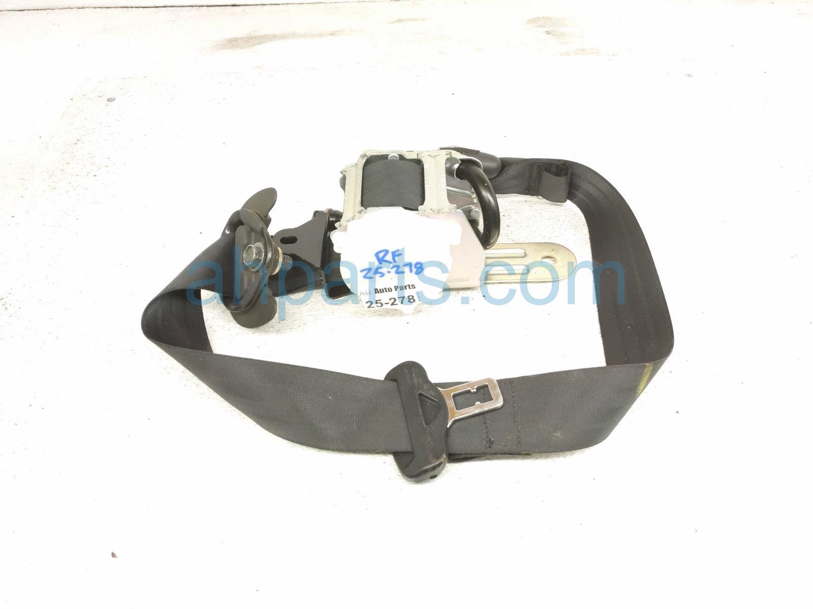 Honda FR/RH SEAT BELT - BLACK Honda FR/RH SEAT BELT - BLACK