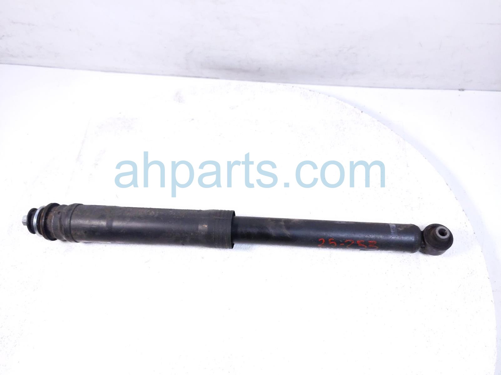 $30 Toyota RR/LH SHOCK ABSORBER $30 Toyota RR/LH SHOCK ABSORBER