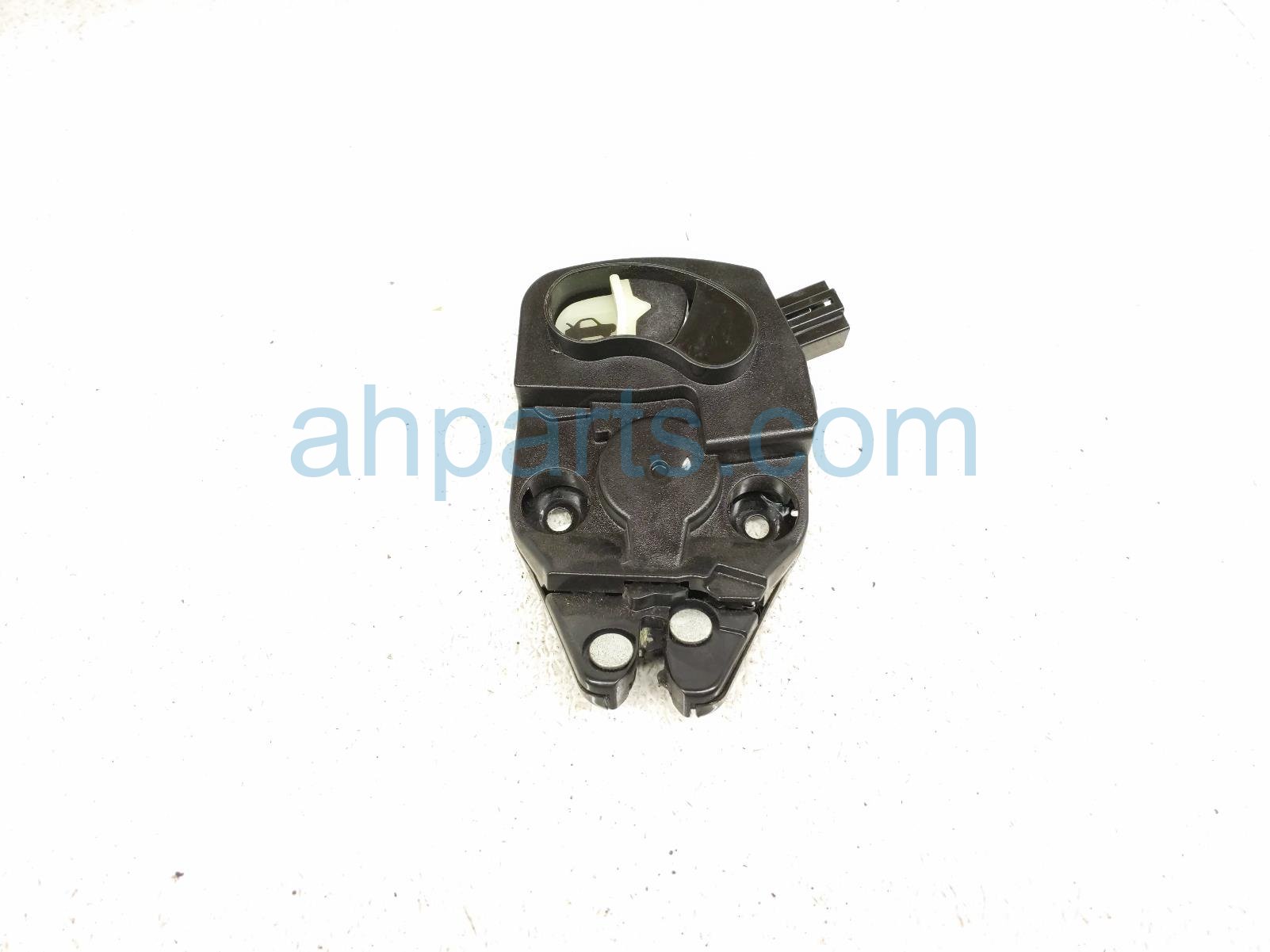 Honda TRUNK LATCH LOCK ASSY Honda TRUNK LATCH LOCK ASSY