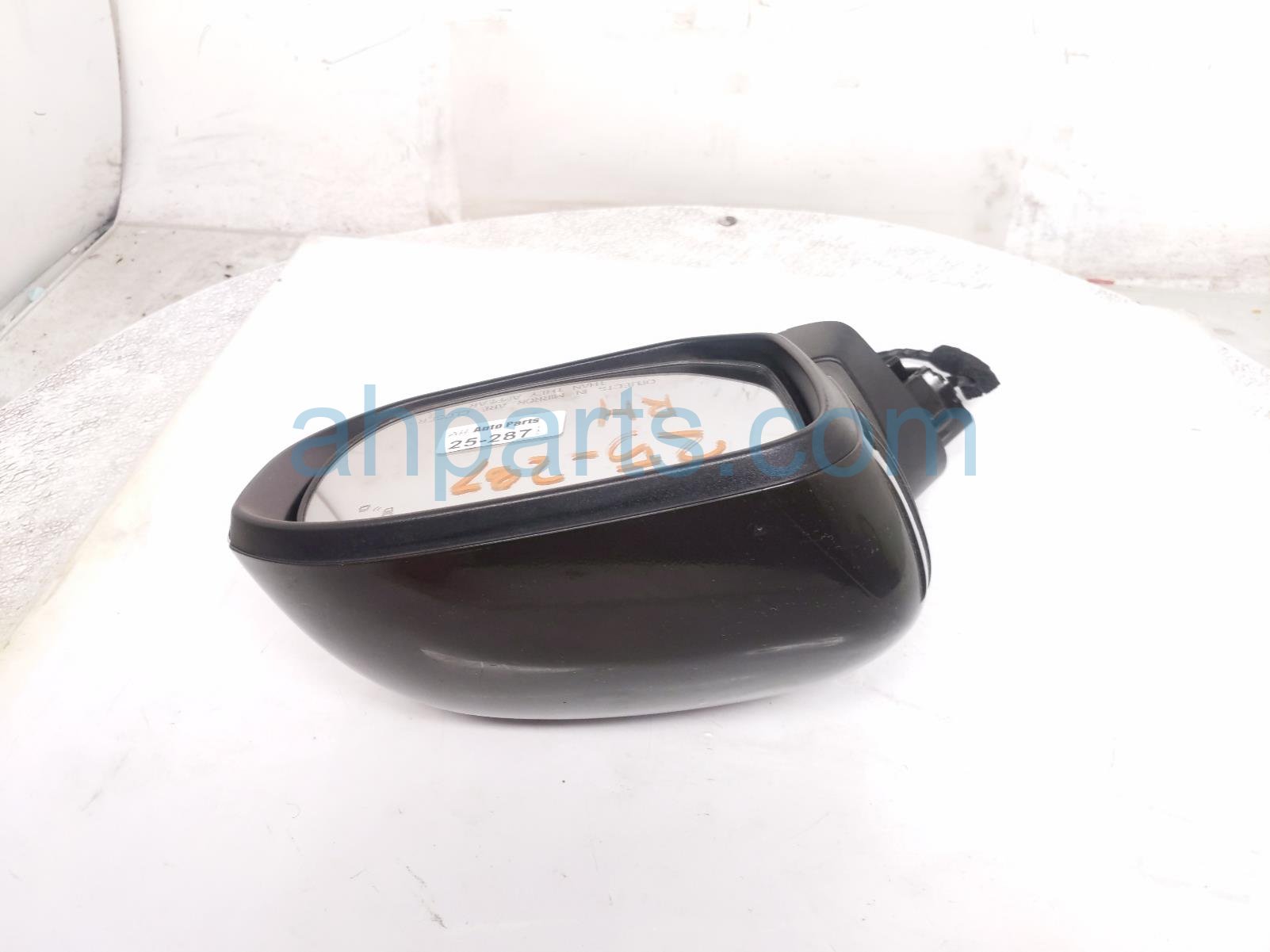 $325 Kia RH SIDE VIEW MIRROR - BROWN $325 Kia RH SIDE VIEW MIRROR - BROWN