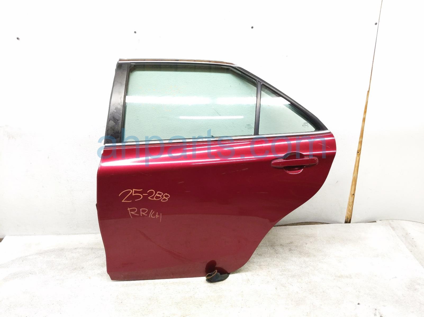 Toyota RR/LH DOOR - RED - NO INSIDE TRIM Toyota RR/LH DOOR - RED - NO INSIDE TRIM