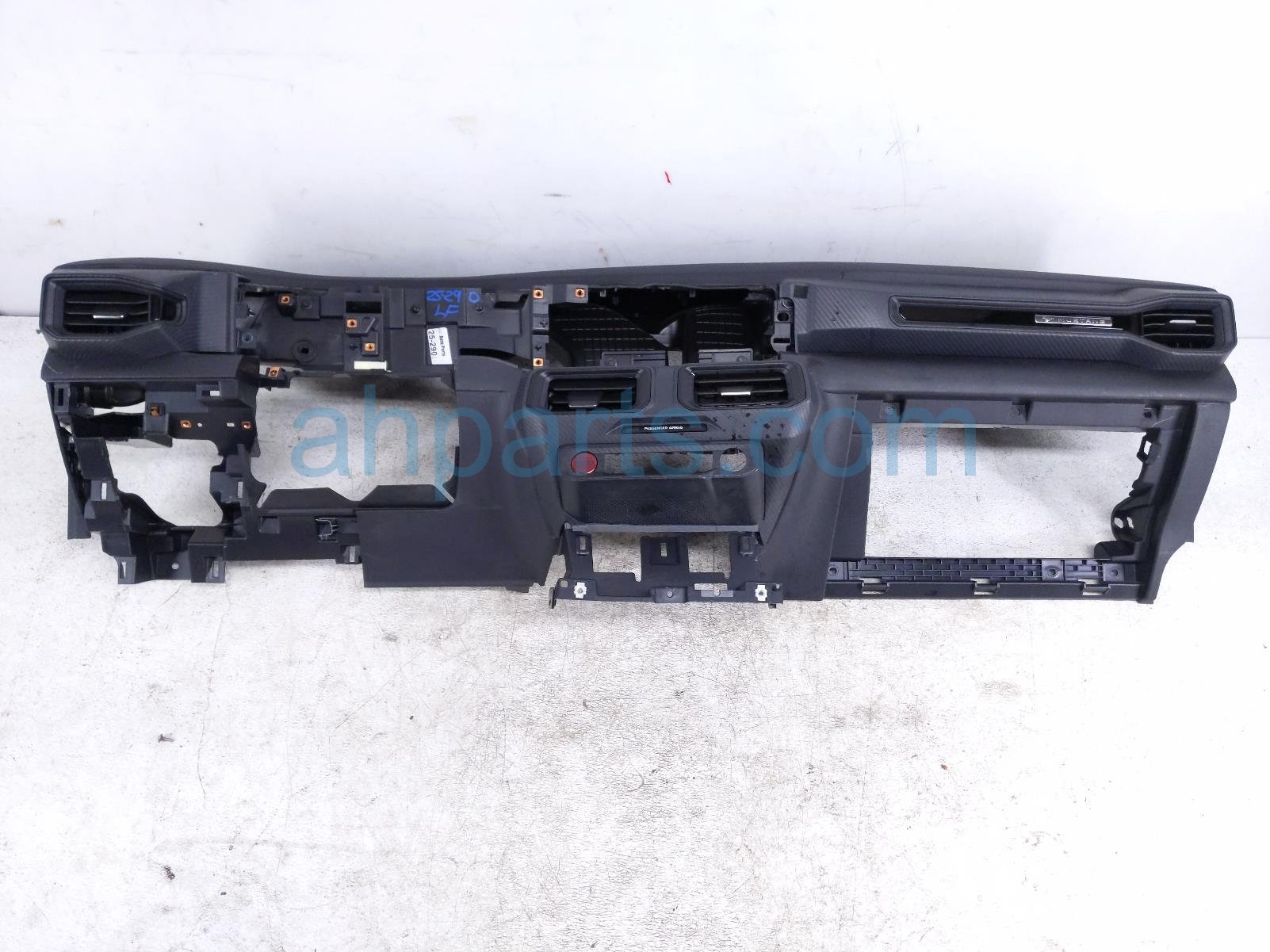 Ford DASHBOARD W/ AIRBAG Ford DASHBOARD W/ AIRBAG