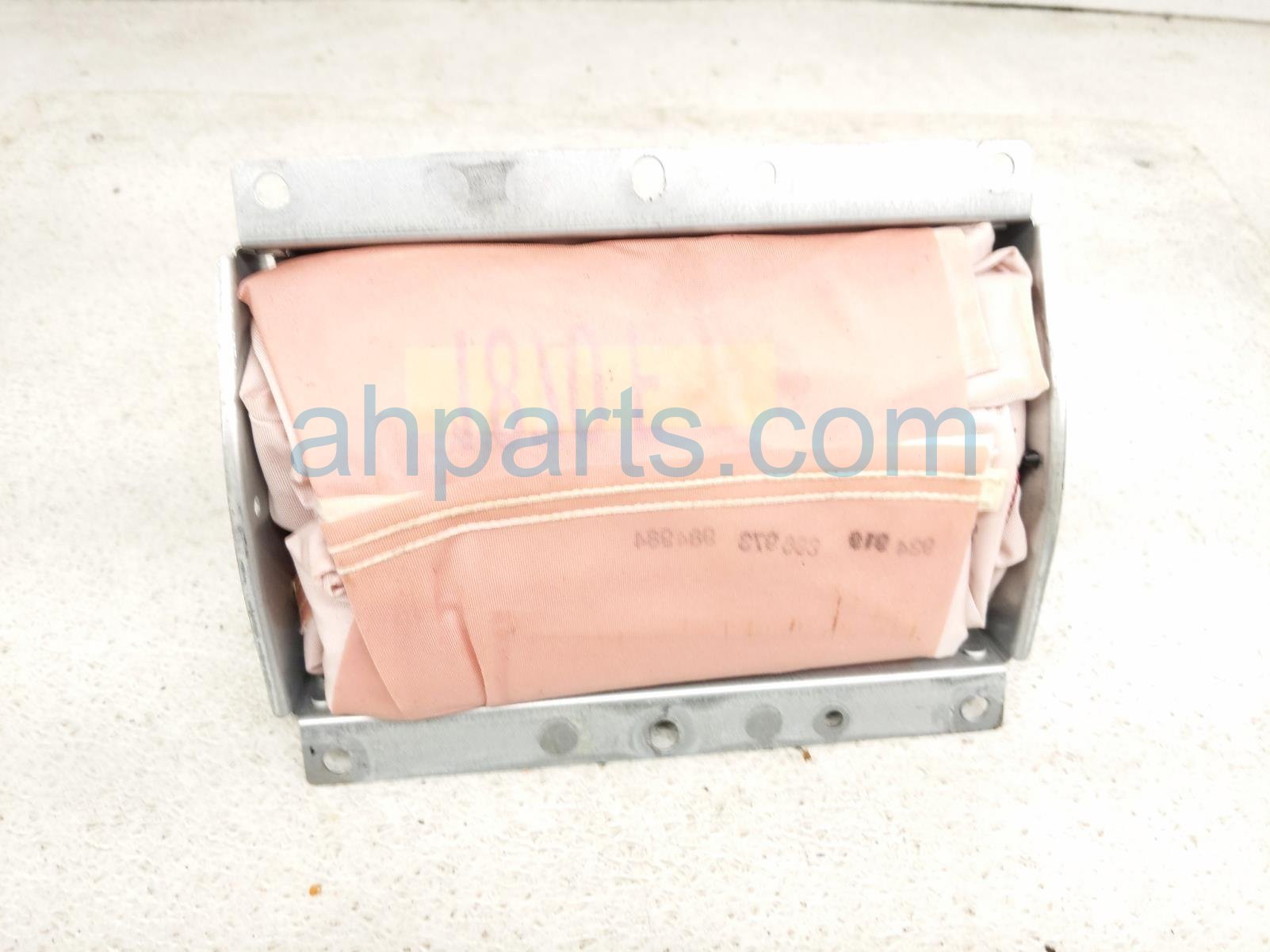 $75 Saab PASSENGER DASH AIRBAG