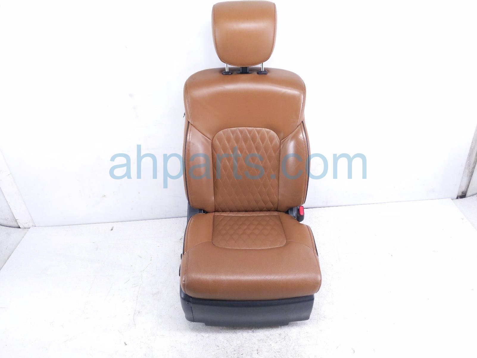 Infiniti FR/RH SEAT - BROWN - W/ AIRBAG Infiniti FR/RH SEAT - BROWN - W/ AIRBAG