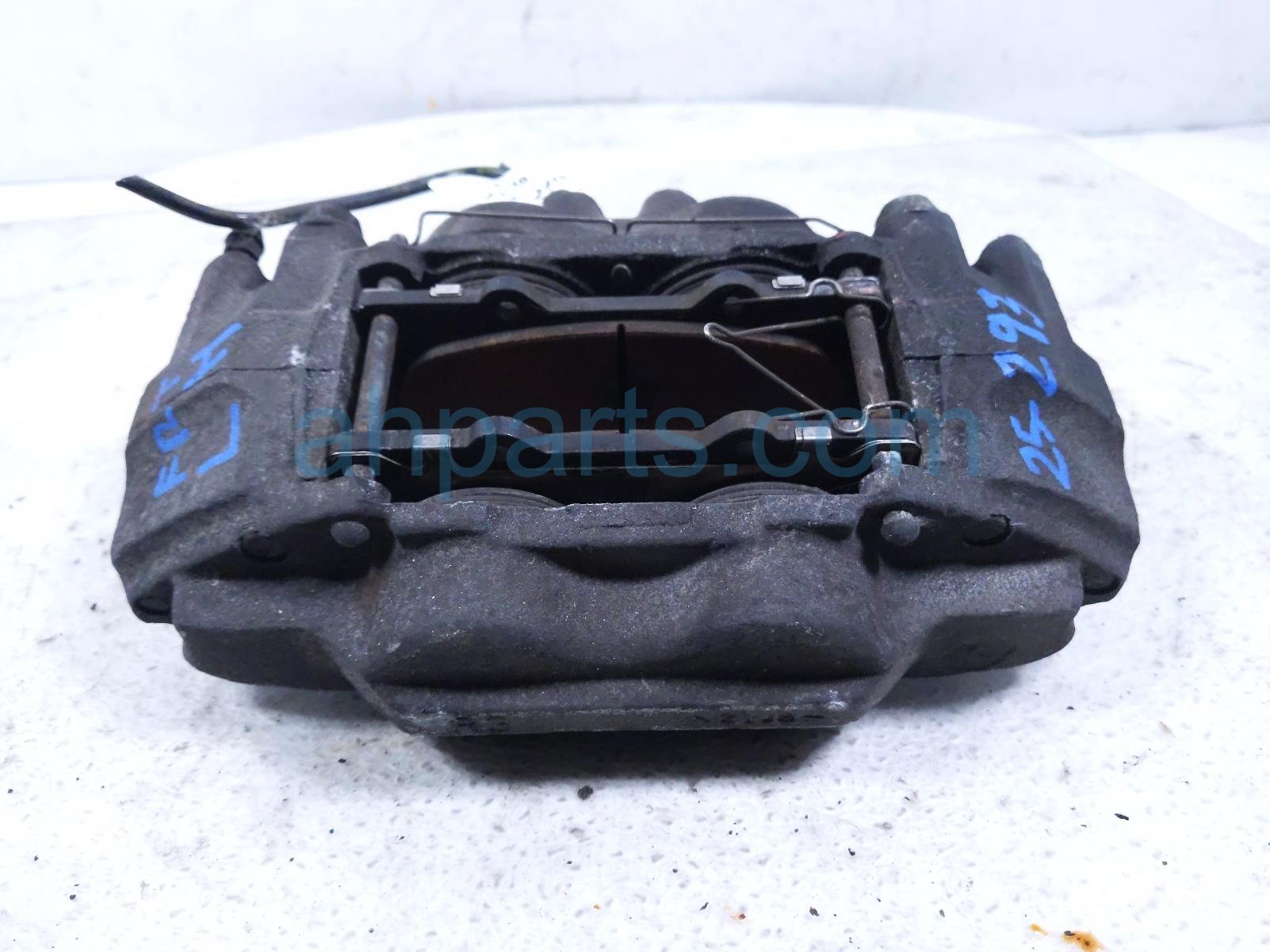 2019 Nissan Titan Core Core Front Driver Brake Caliper 41011 1PA1B Replacement 2019 Nissan Titan Core Core Front Driver Brake Caliper 41011 1PA1B Replacement thumbnail