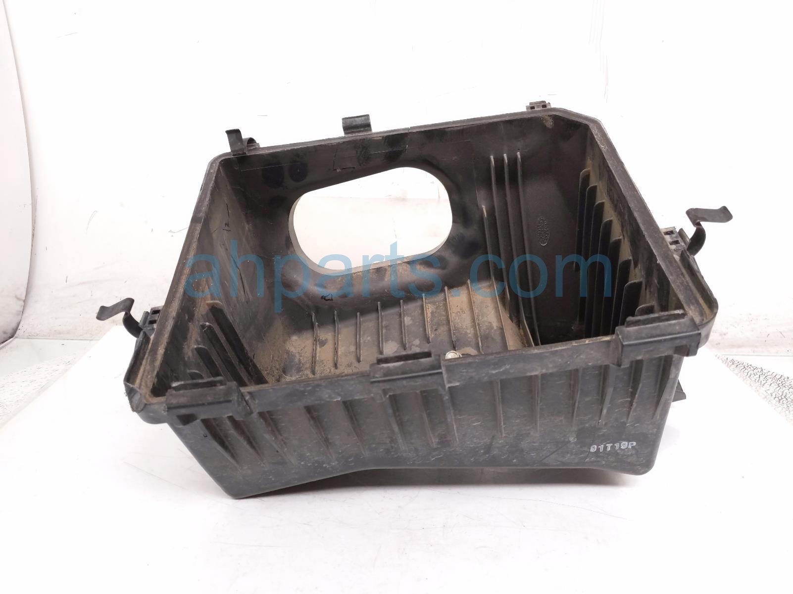2019 Nissan Titan Air Cleaner Lower Intake Box Replacement 2019 Nissan Titan Air Cleaner Lower Intake Box Replacement thumbnail