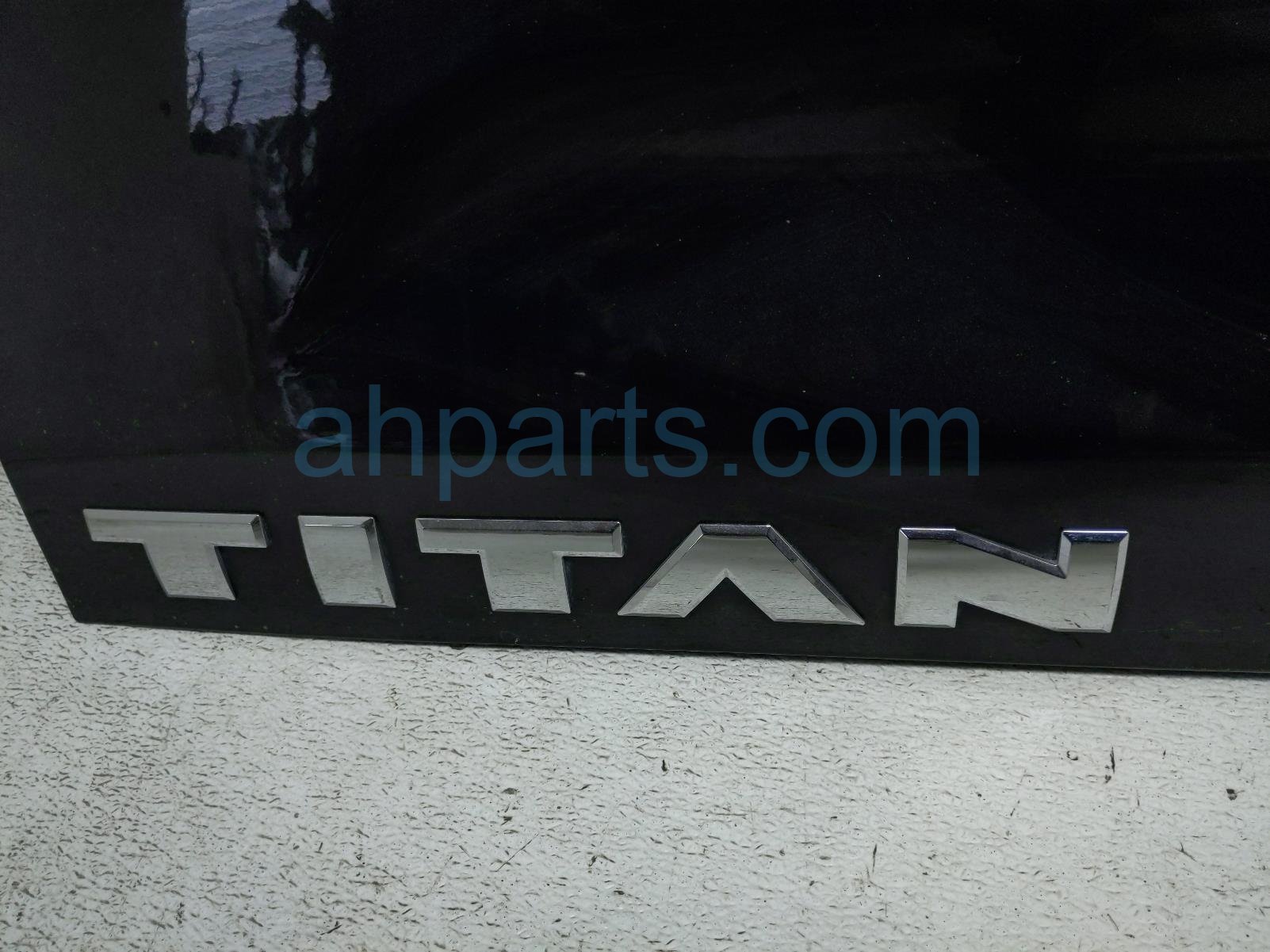 2019 Nissan Titan Deck Trunk Lid Lift Gate / Tail Gate Black 93400 EZ01A Replacement 2019 Nissan Titan Deck Trunk Lid Lift Gate / Tail Gate Black 93400 EZ01A Replacement thumbnail