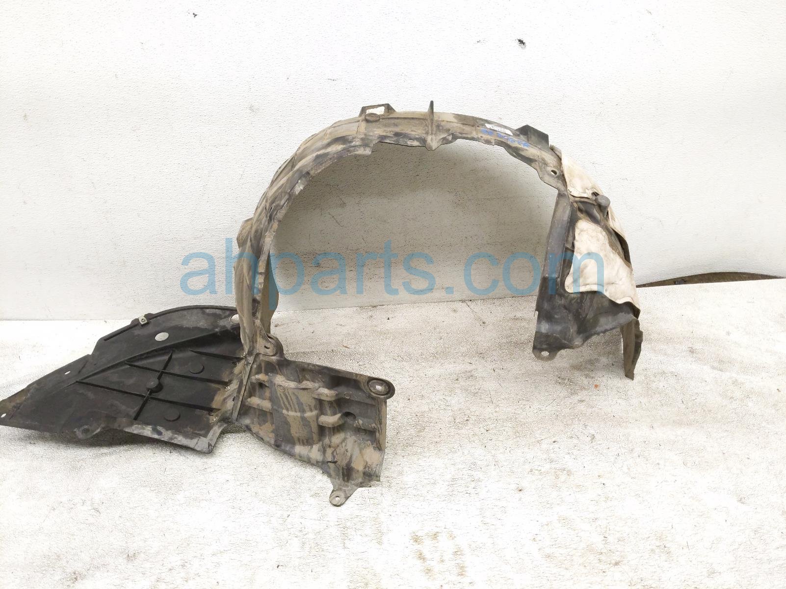 $45 Nissan FR/RH INNER FENDER LINER $45 Nissan FR/RH INNER FENDER LINER