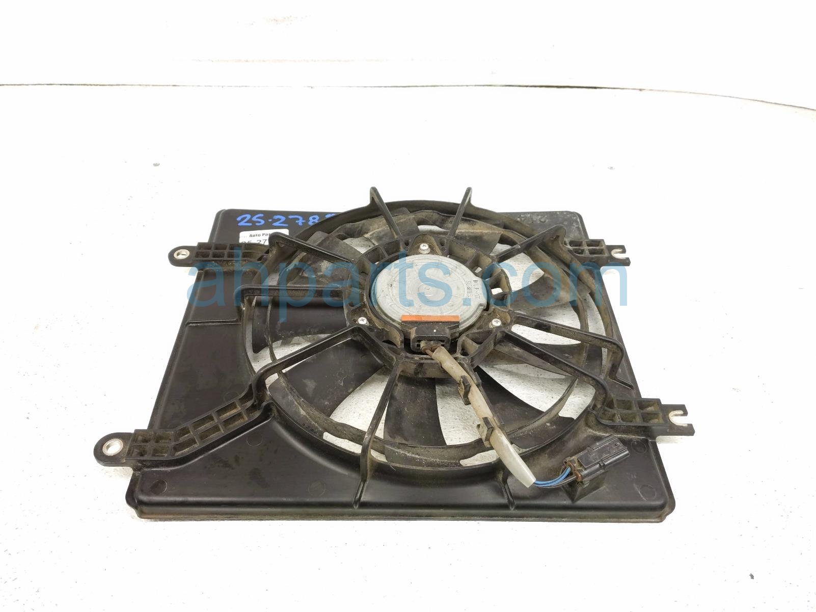 $149 Honda RH CONDENSER FAN ASSEMBLY- 2.0L $149 Honda RH CONDENSER FAN ASSEMBLY- 2.0L