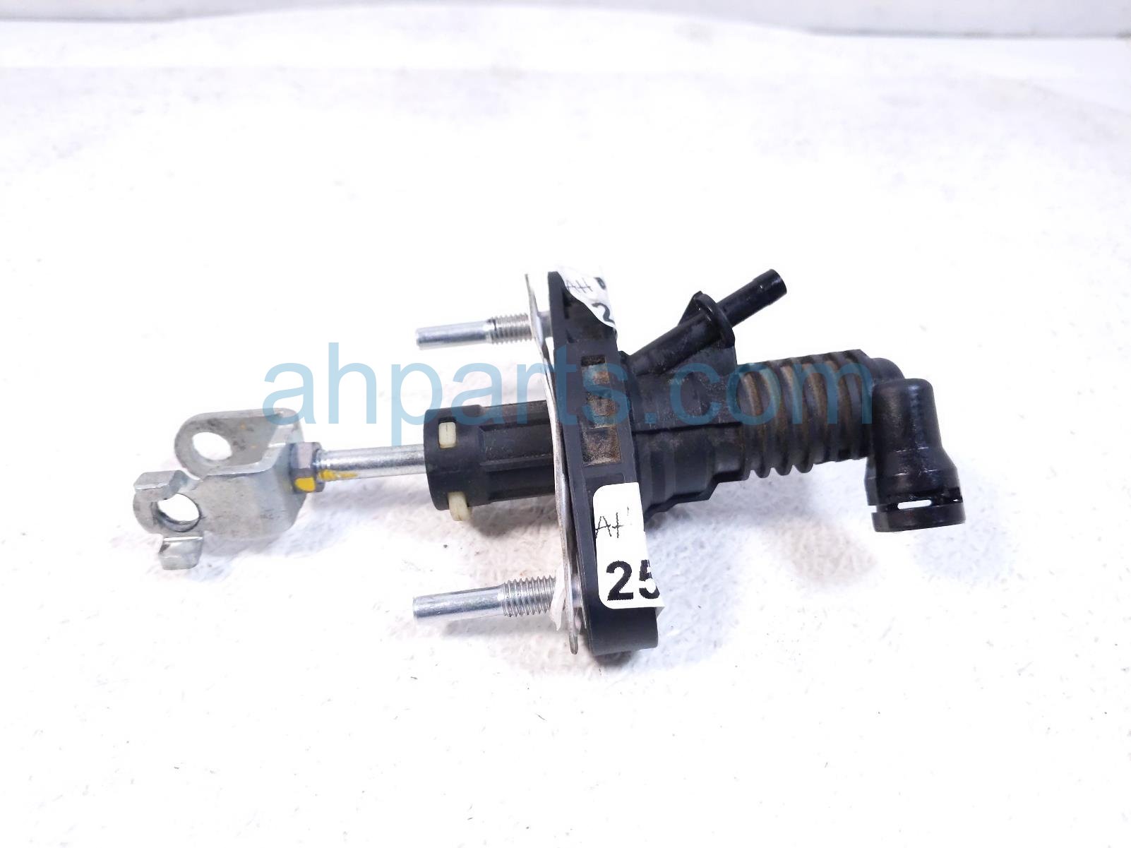 Sold 2023 Acura Integra Clutch Master Cylinder Assy- M.t Fwd 46920
