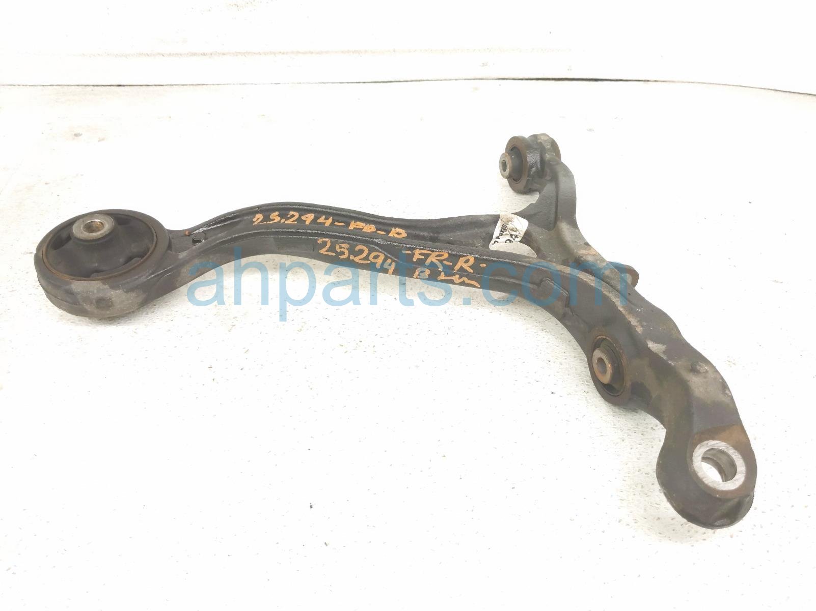 Honda FR/RH LOWER CONTROL ARM