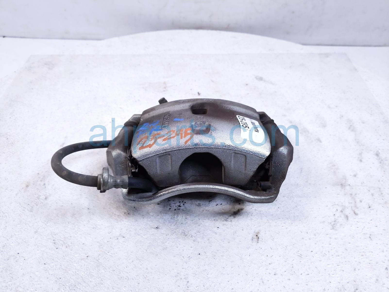 Honda CORE FR/RH BRAKE CALIPER