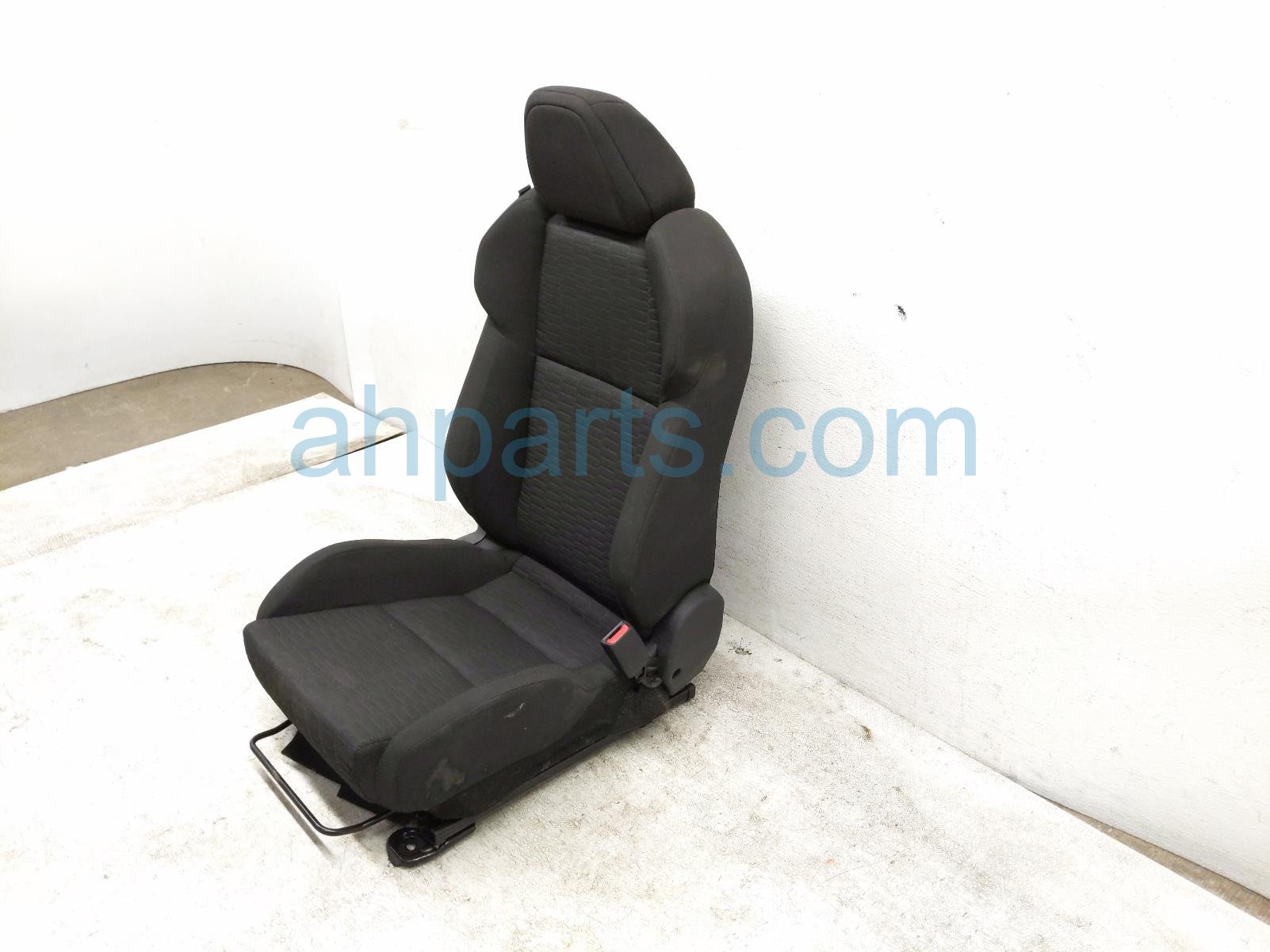 Toyota FR/RH SEAT - BLACK - W/ AIRBAG