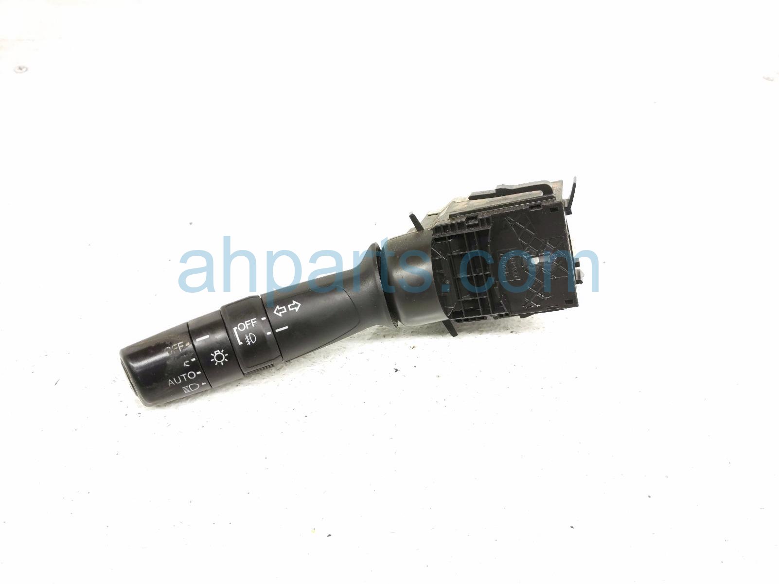 Honda HEADLAMP / SIGNAL COLUMN SWITCH