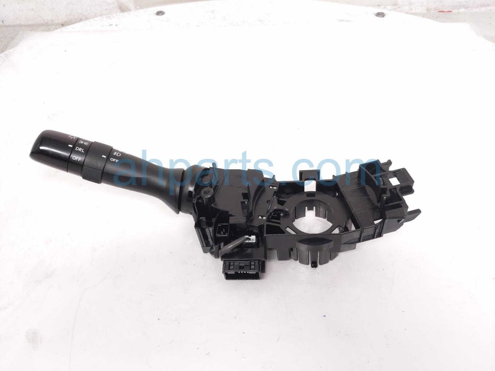 Toyota HEADLAMP / SIGNAL COLUMN SWITCH Toyota HEADLAMP / SIGNAL COLUMN SWITCH