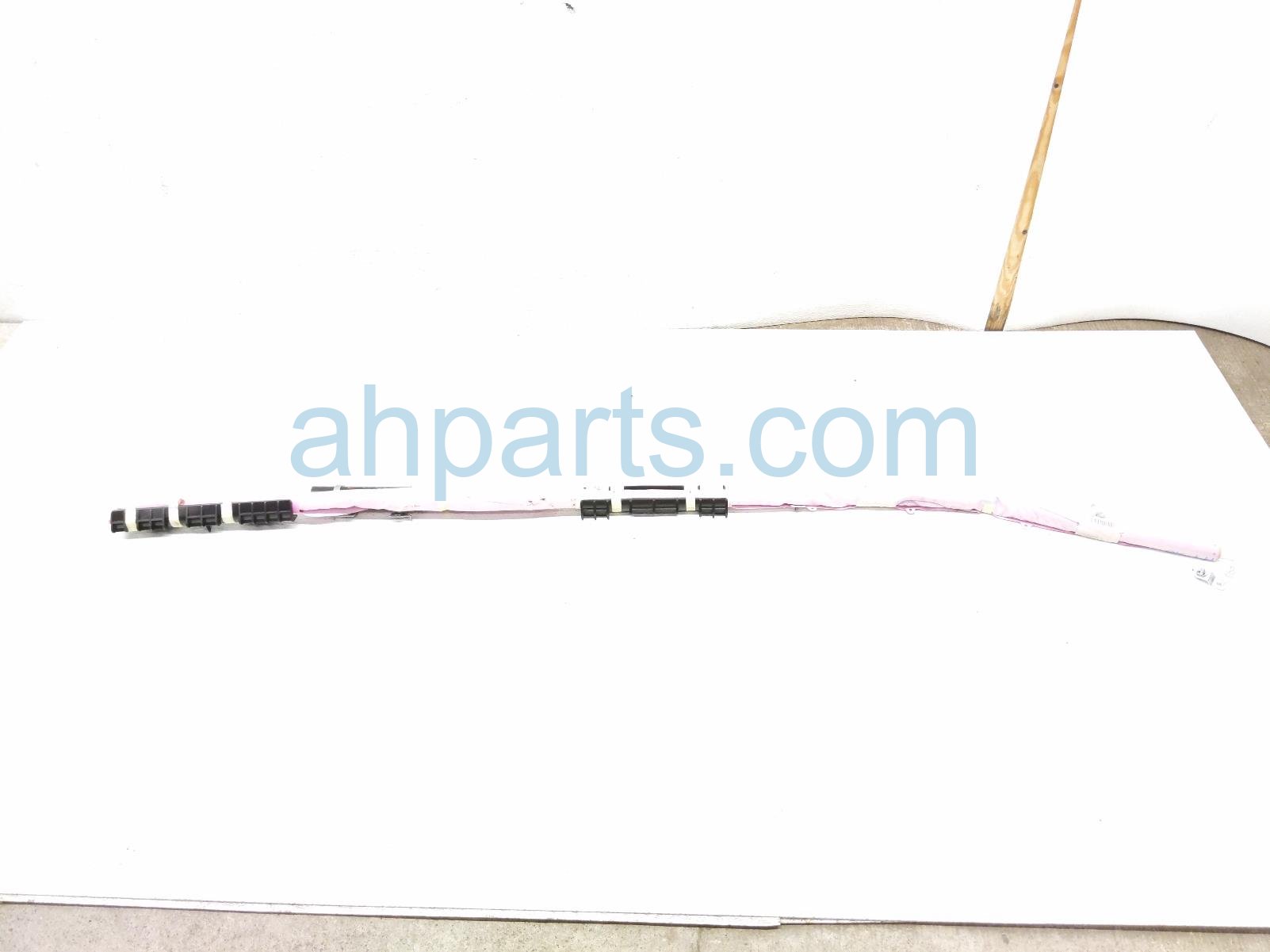 Hyundai DRIVER ROOF CURTAIN AIRBAG Hyundai DRIVER ROOF CURTAIN AIRBAG