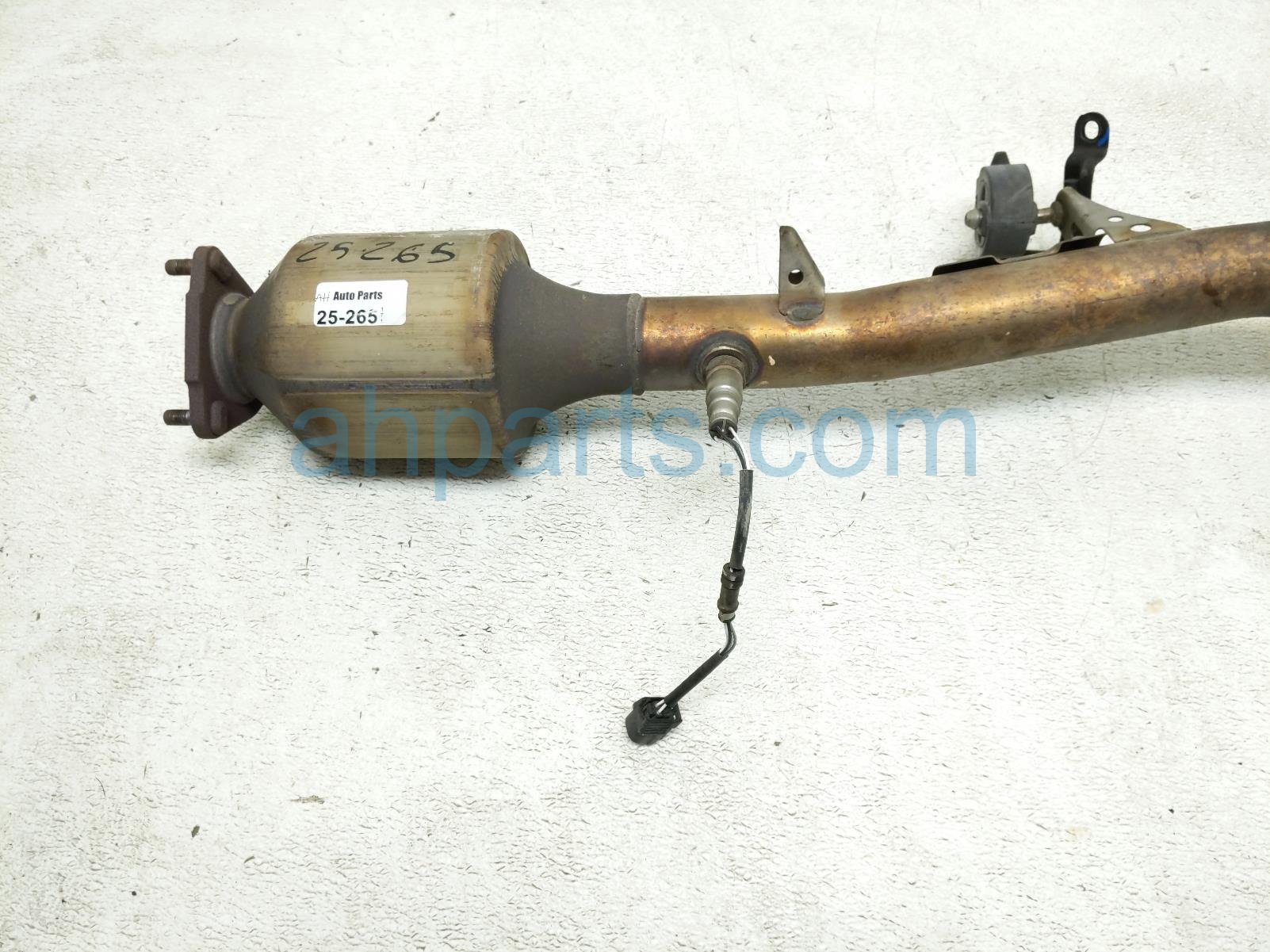 $45 Honda REAR OXYGEN SENSOR ON DOWNPIPE $45 Honda REAR OXYGEN SENSOR ON DOWNPIPE
