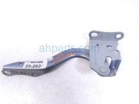 $25 Toyota RH HOOD HINGE - GREY $25 Toyota RH HOOD HINGE - GREY