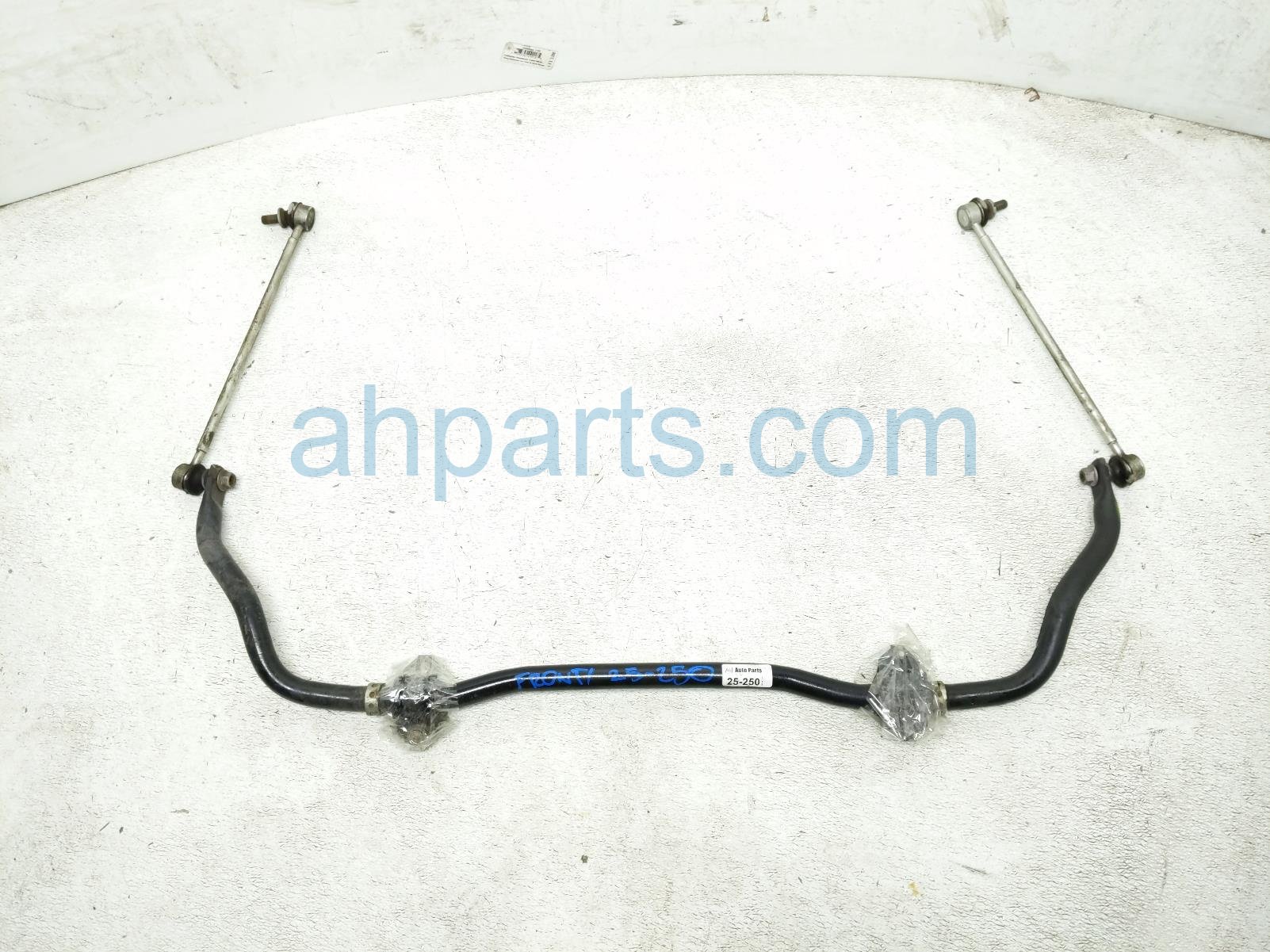 $75 Toyota FRONT STABILIZER / SWAY BAR W/LINKS $75 Toyota FRONT STABILIZER / SWAY BAR W/LINKS