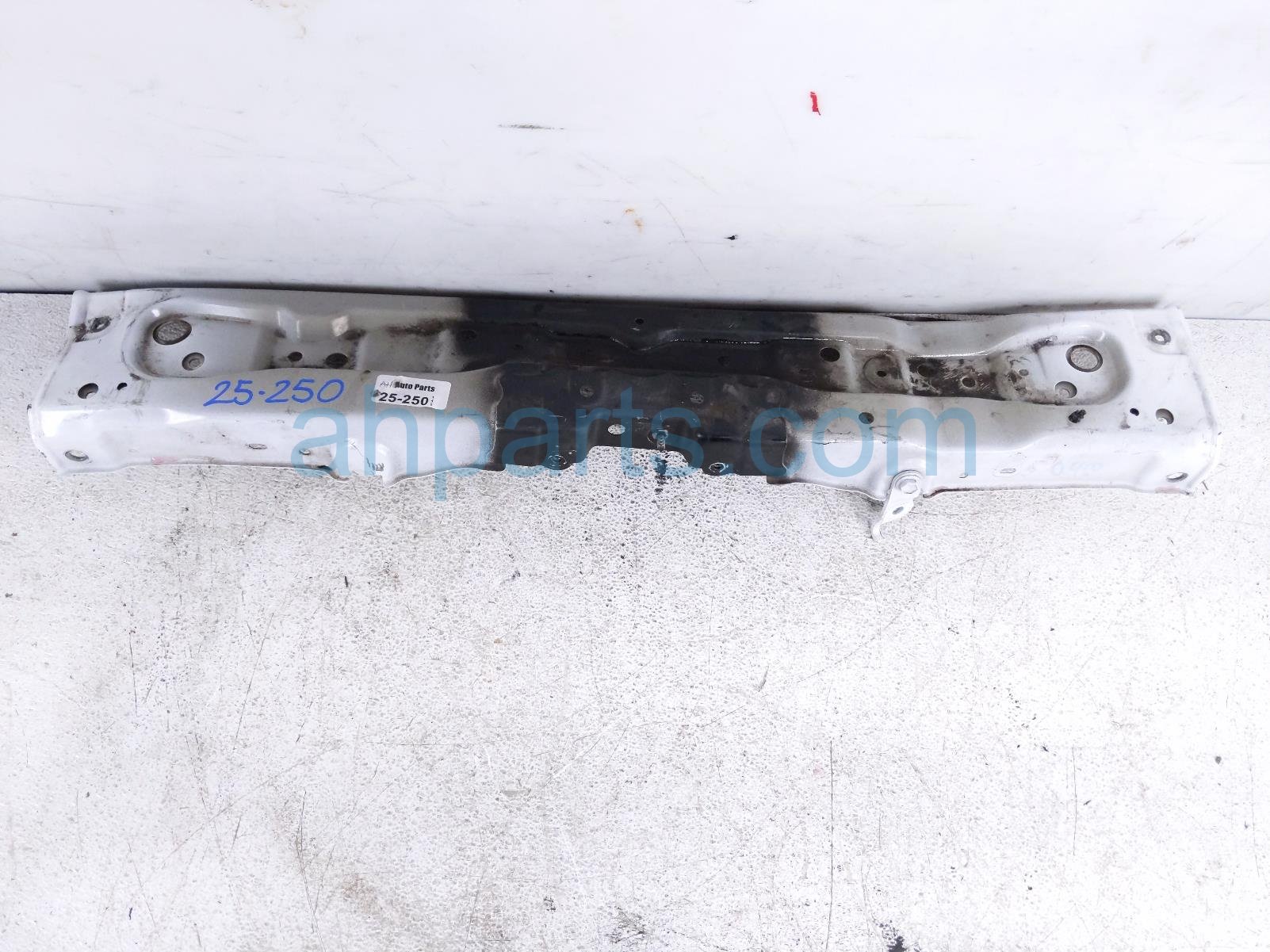 $125 Toyota RADIATOR SUPPORT UPPER TIE BAR $125 Toyota RADIATOR SUPPORT UPPER TIE BAR