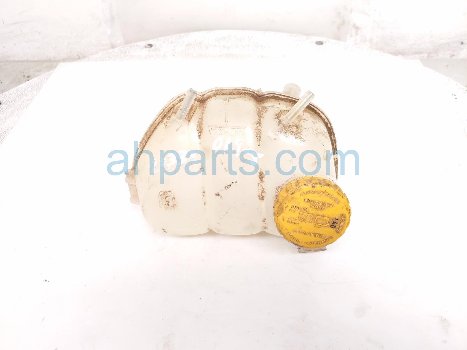 $35 Saab COOLANT OVERFLOW RESERVOIR TANK