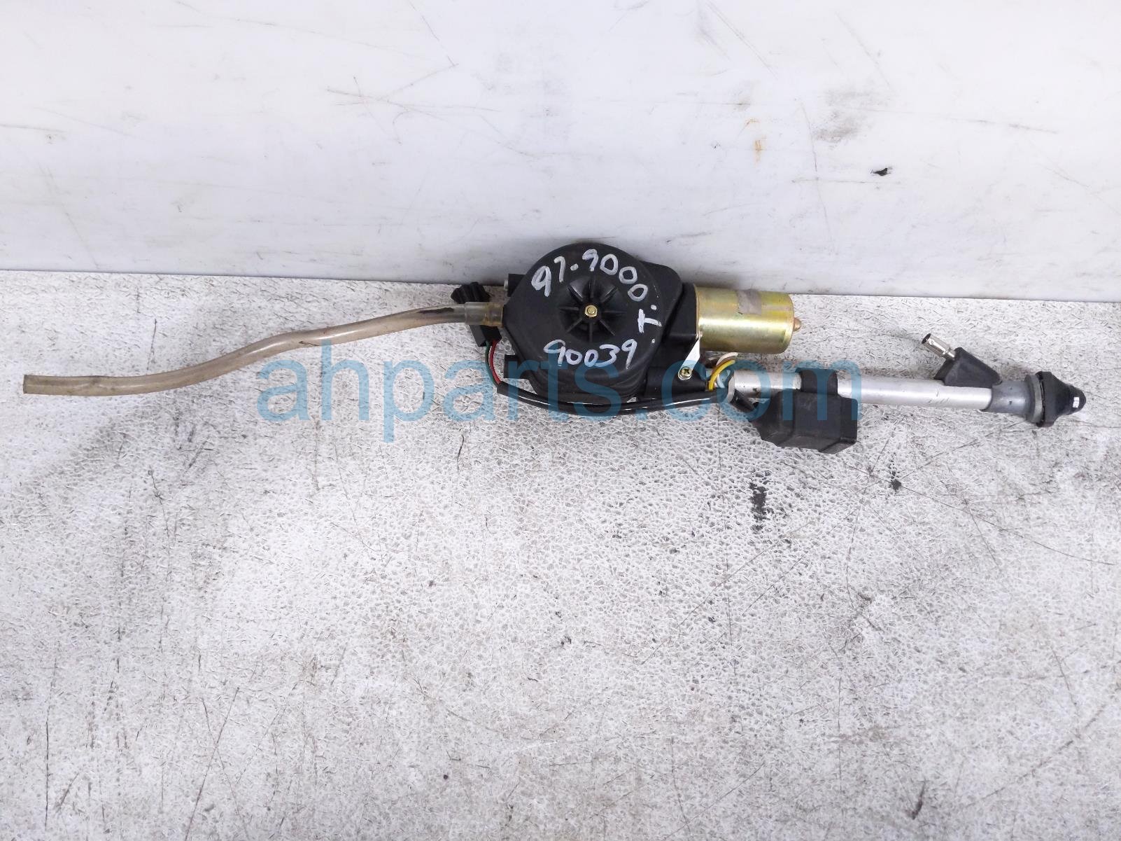 $80 Saab POWER ANTENNA ASSY - GREEN