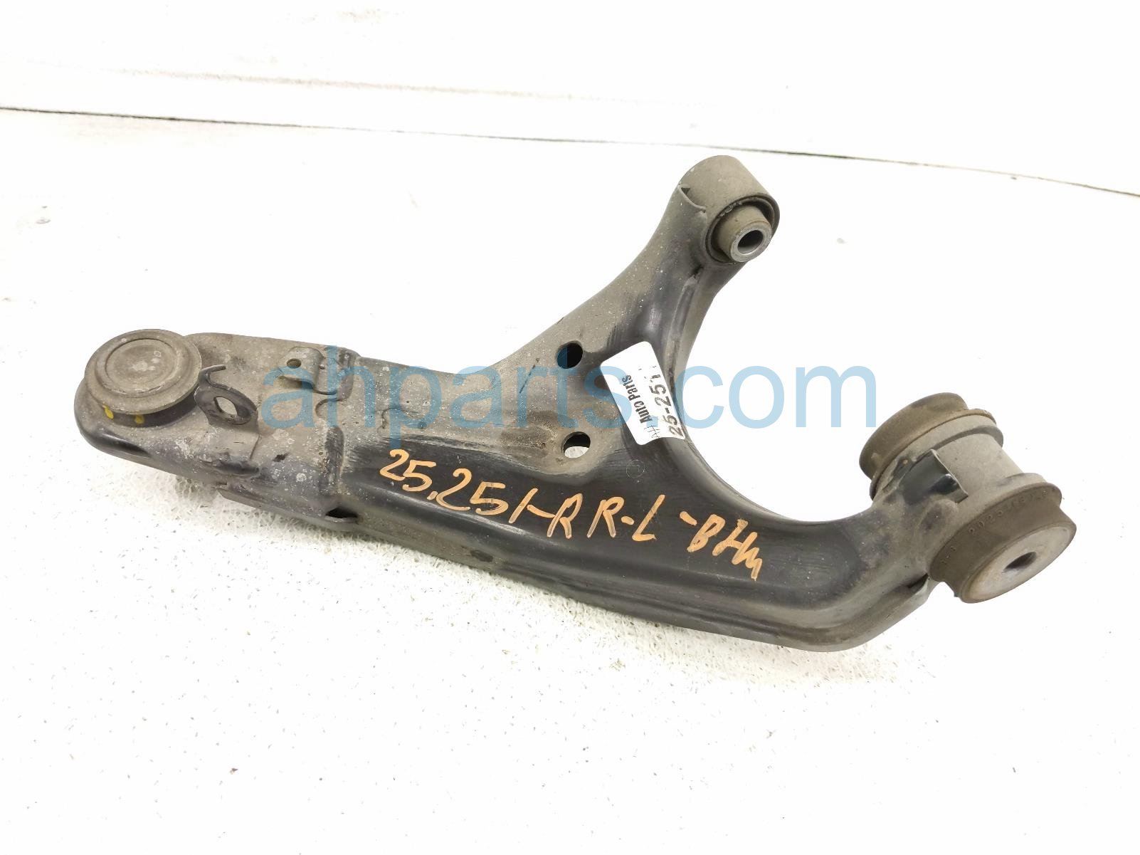 $40 Subaru RR/LH UPPER CONTROL ARM $40 Subaru RR/LH UPPER CONTROL ARM