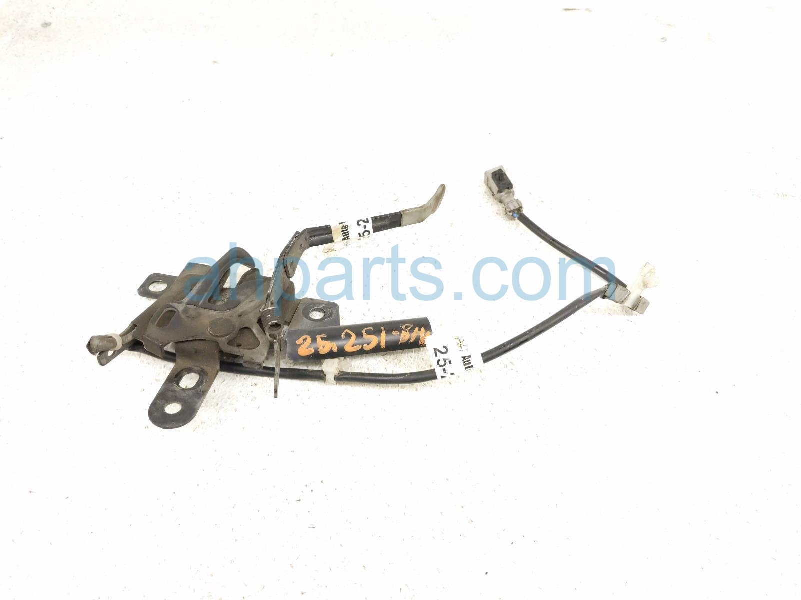 $42 Subaru HOOD LATCH / LOCK ASSY $42 Subaru HOOD LATCH / LOCK ASSY