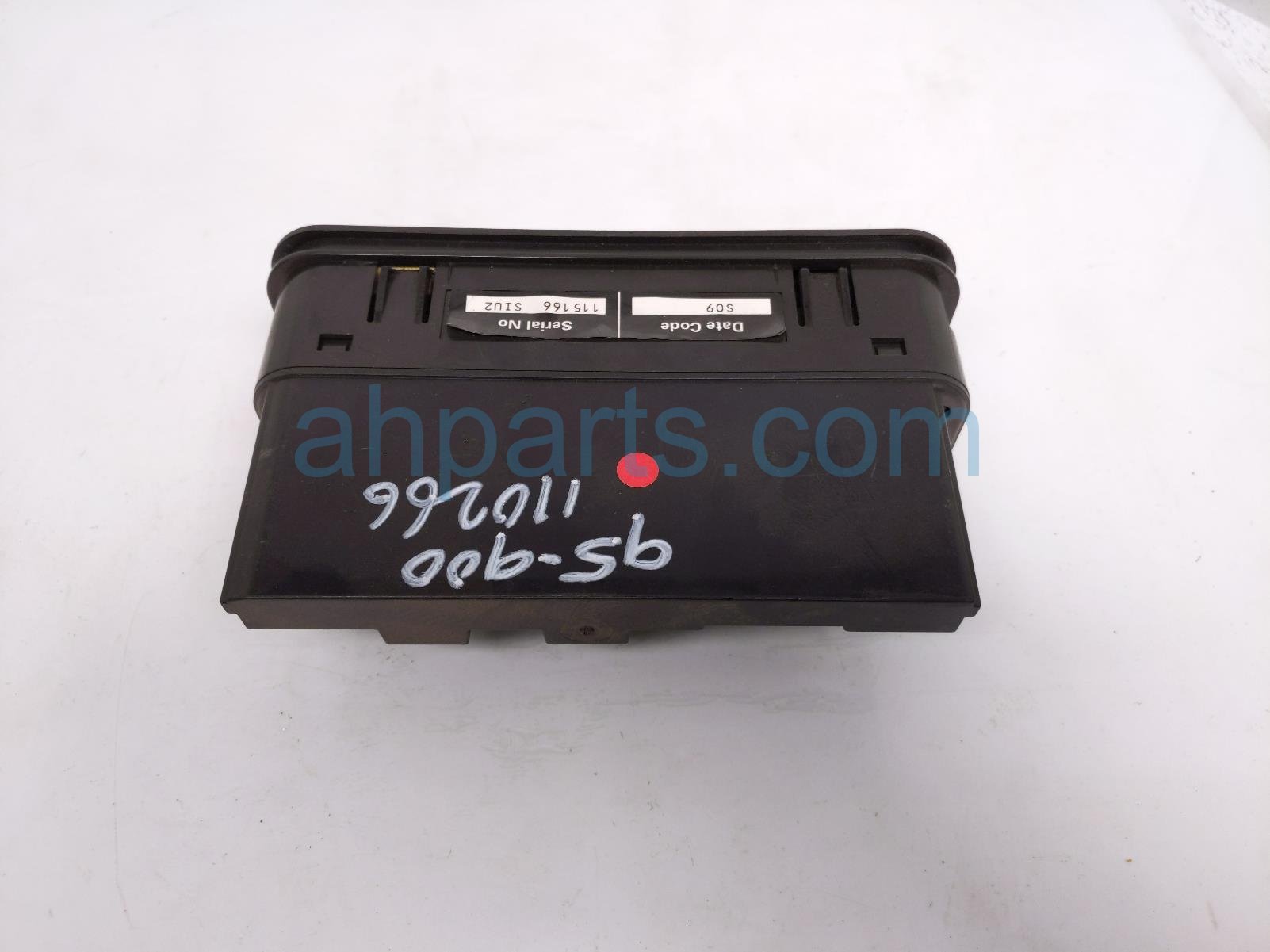 Sold 1995 Saab 900 Multi Display Unit W/clock 4617320