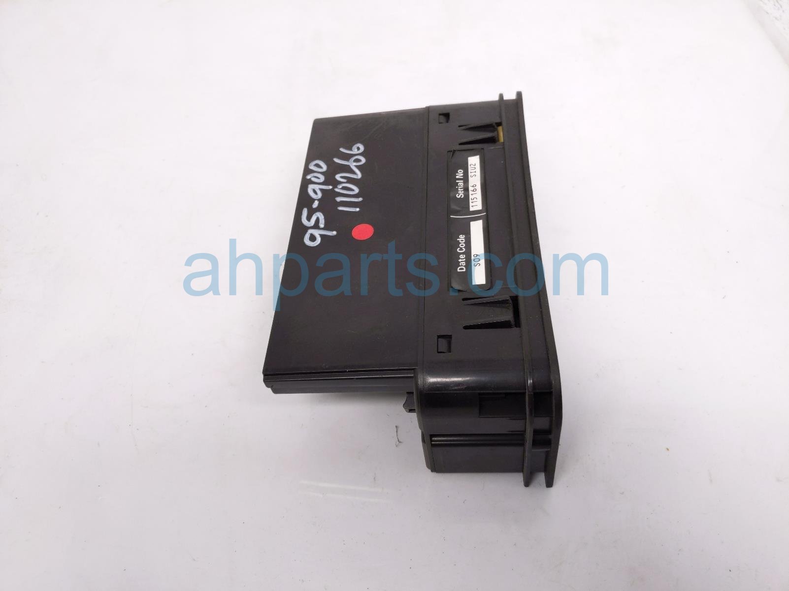 Sold 1995 Saab 900 Multi Display Unit W/clock 4617320