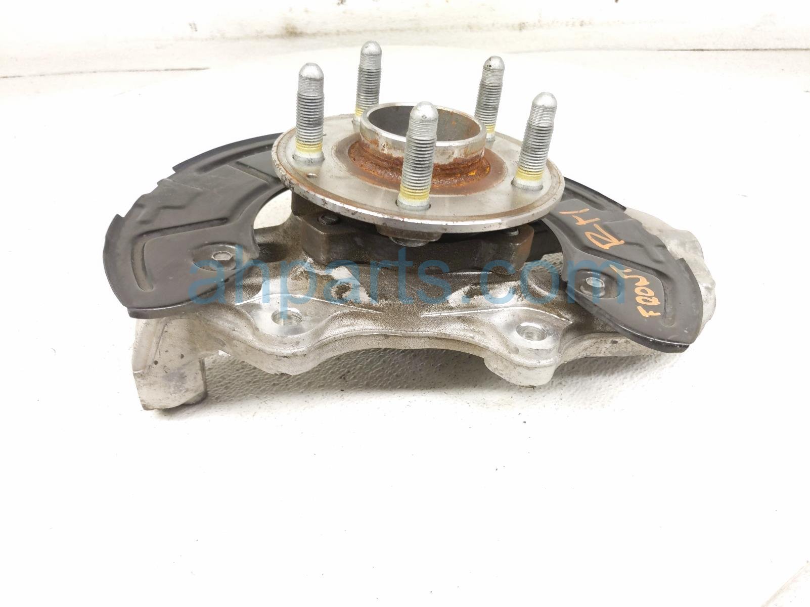 2024 Chevy Corvette Front Passenger Spindle Knuckle Hub 84612178 Replacement 2024 Chevy Corvette Front Passenger Spindle Knuckle Hub 84612178 Replacement thumbnail