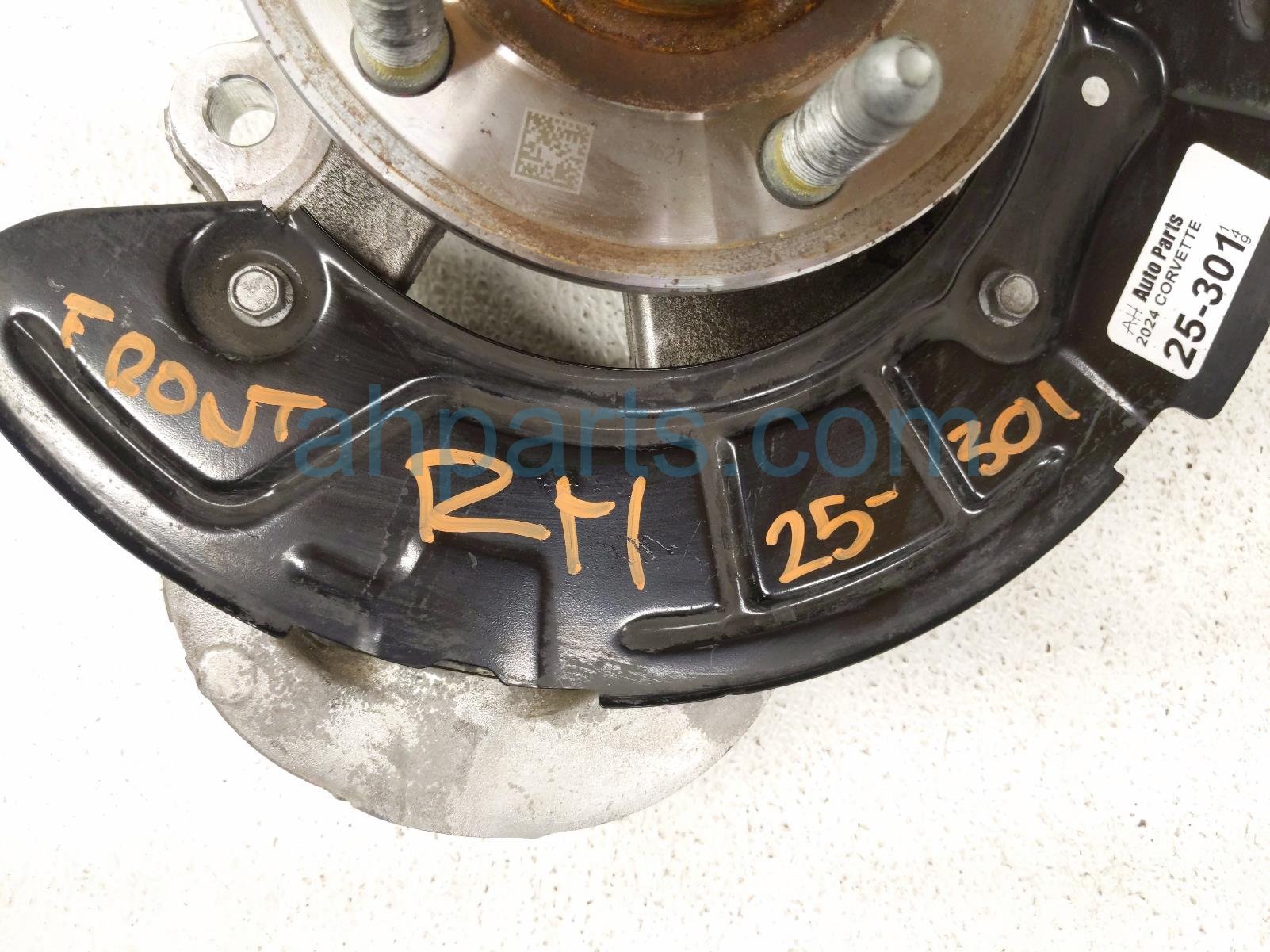 2024 Chevy Corvette Front Passenger Spindle Knuckle Hub 84612178 Replacement 2024 Chevy Corvette Front Passenger Spindle Knuckle Hub 84612178 Replacement thumbnail