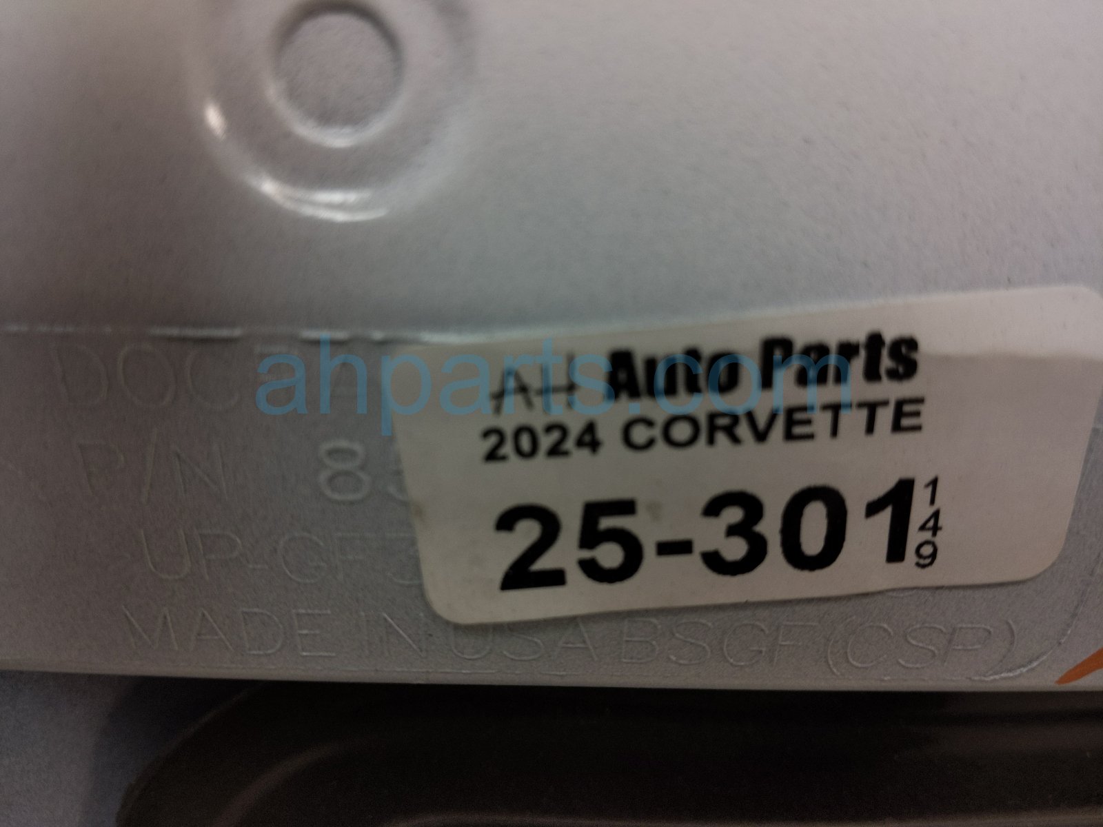 2024 Chevy Corvette Front Passenger Door White No Mirror/trim 85093409 Replacement 2024 Chevy Corvette Front Passenger Door White No Mirror/trim 85093409 Replacement thumbnail