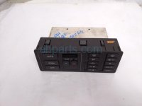 $95 Saab A/C CLIMATE CONTROL- AUTO - ON DASH $95 Saab A/C CLIMATE CONTROL- AUTO - ON DASH