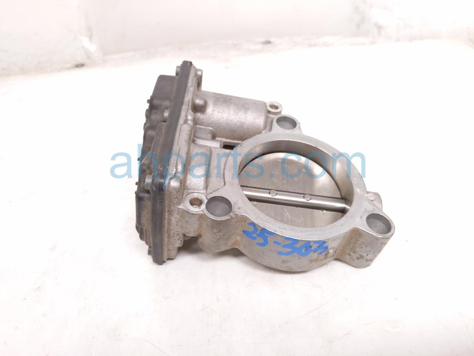 $59 BMW THROTTLE BODY